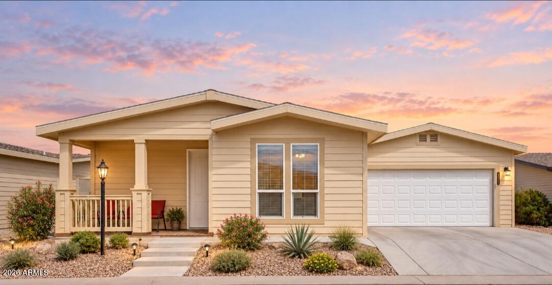 3301 S Goldfield Road 6037 — photo