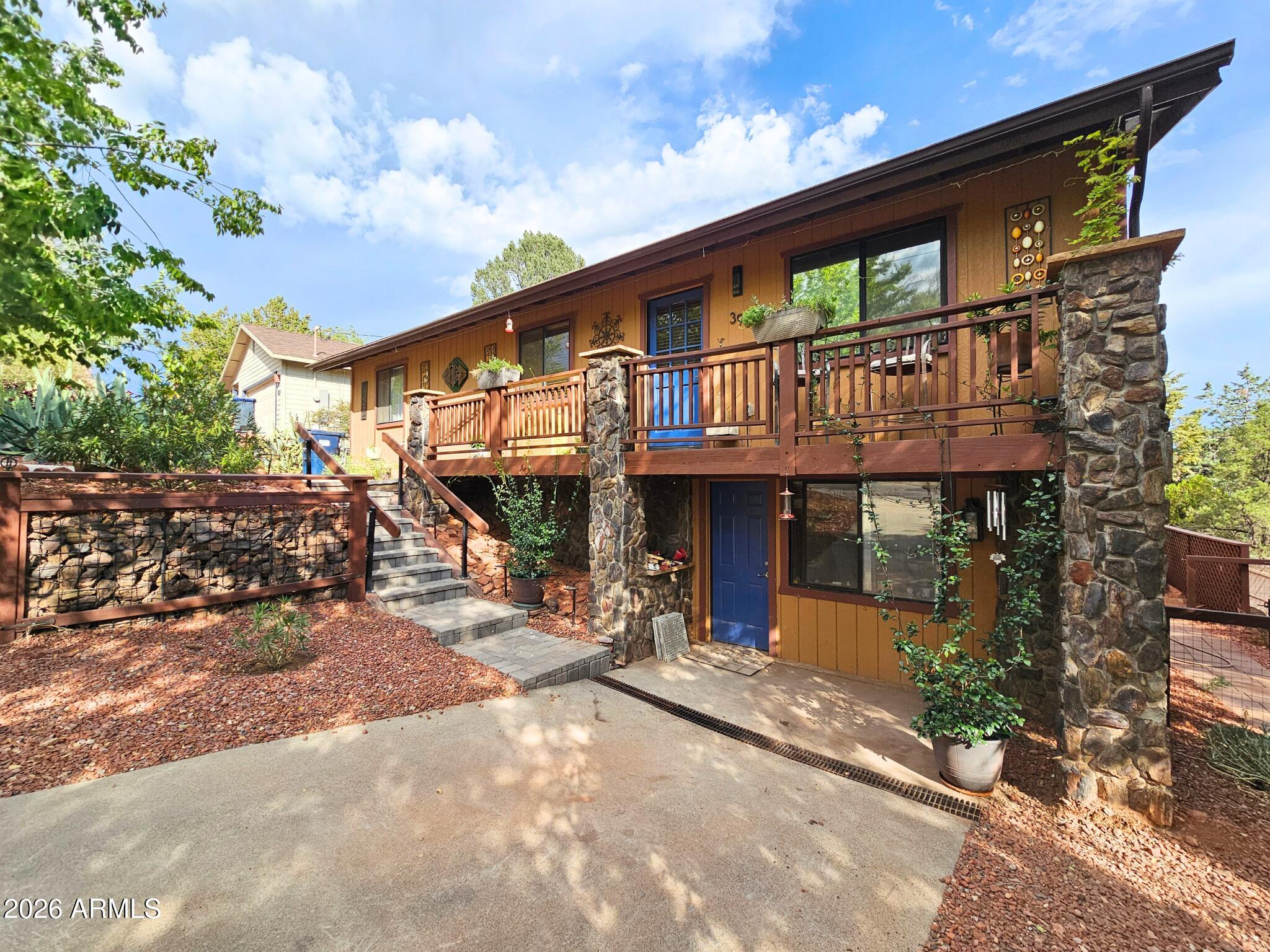 390 Coffee Pot Drive — photo