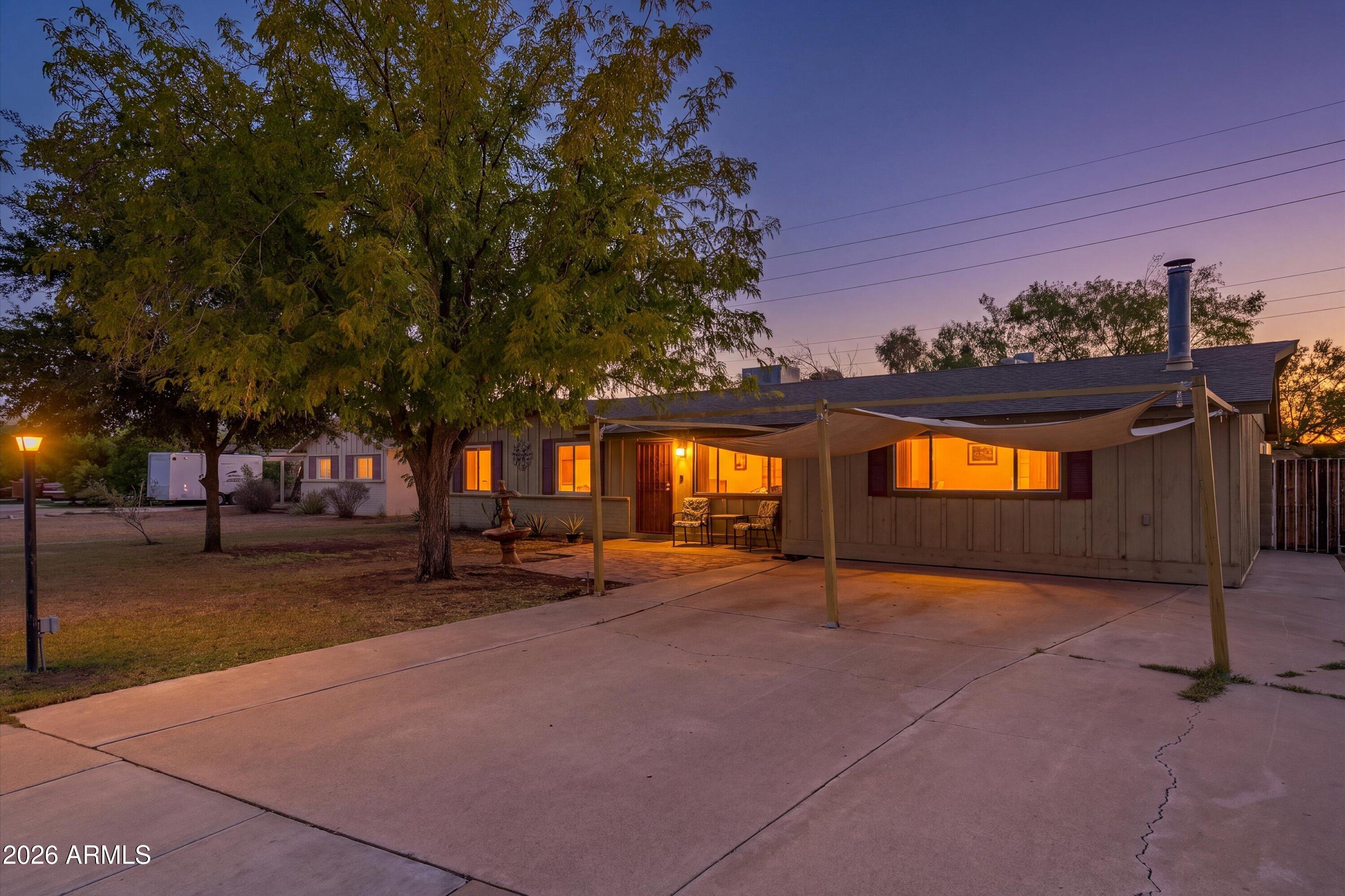 2214 W Keim Drive — photo
