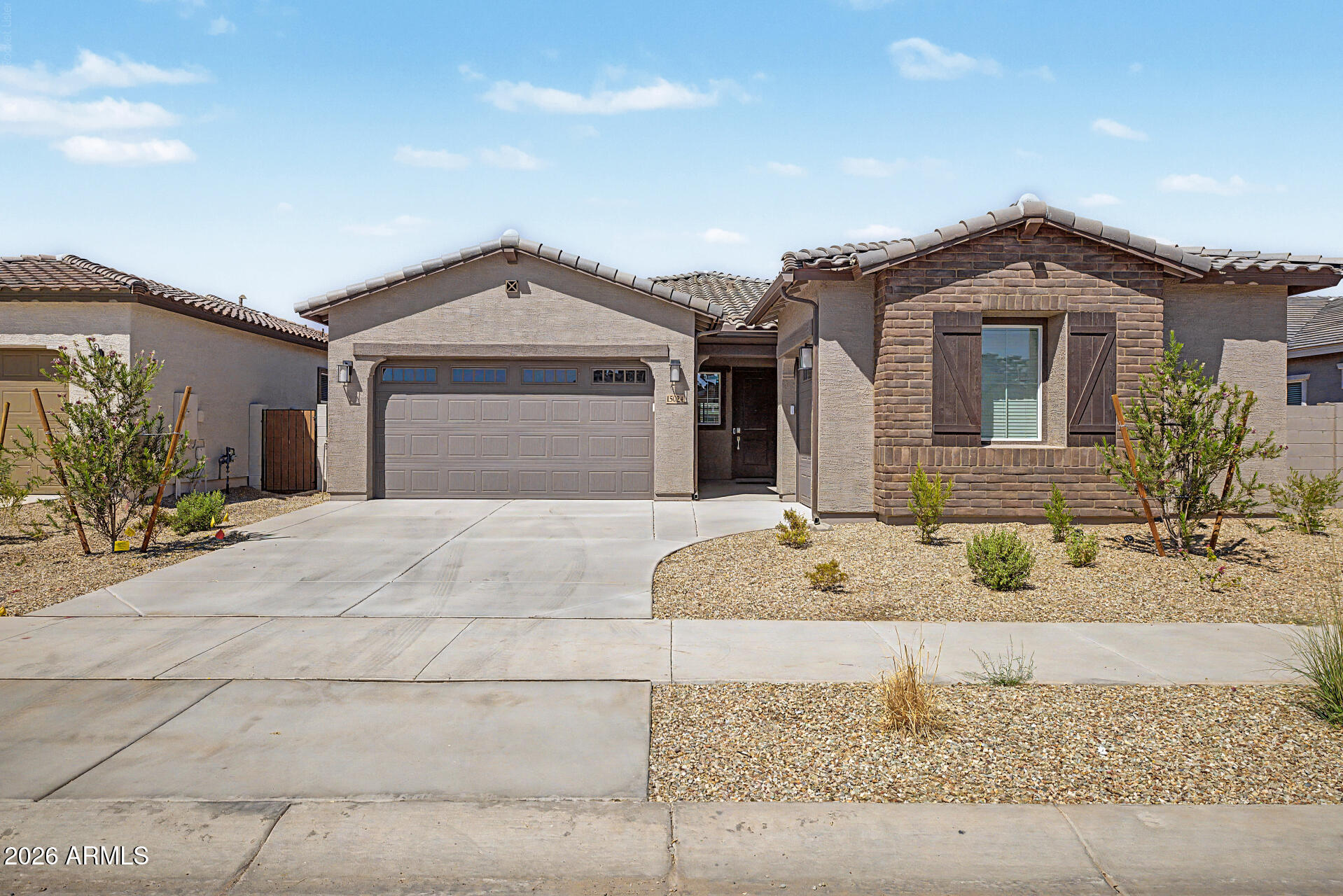 15024 W Desert Hollow Drive — photo