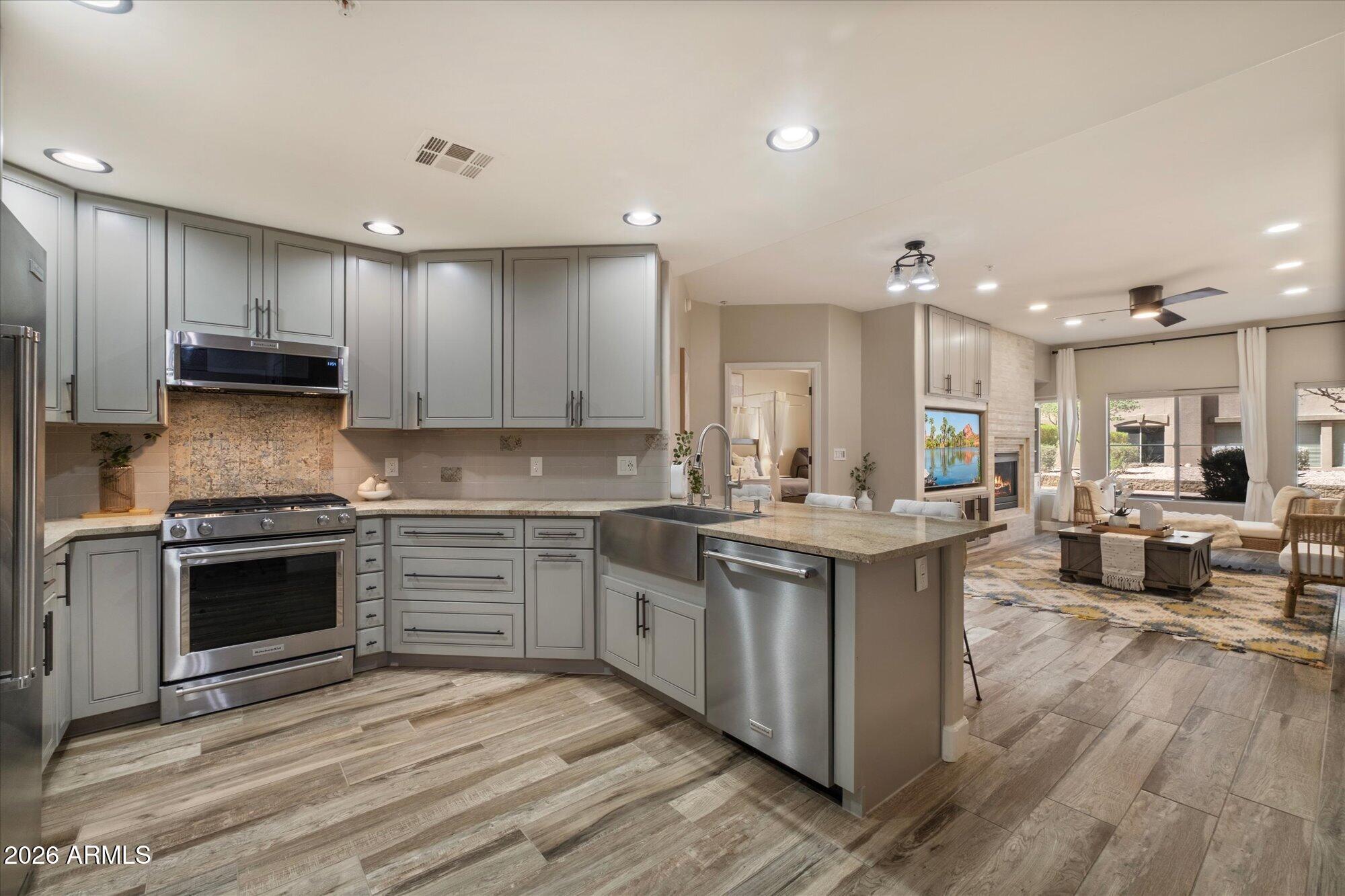 5350 E Deer Valley Drive 1250 — photo