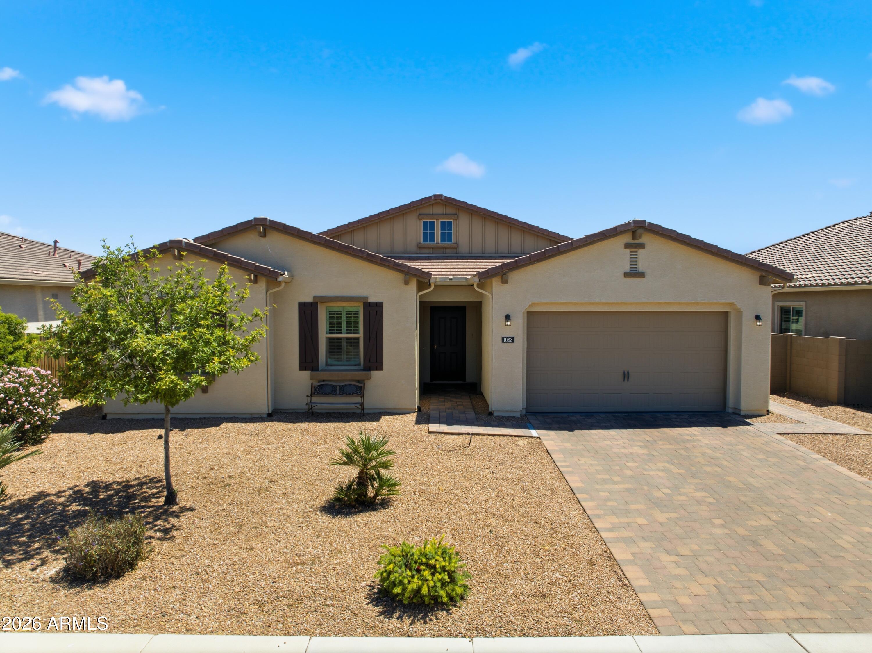 1083 E Holland Park Drive — photo