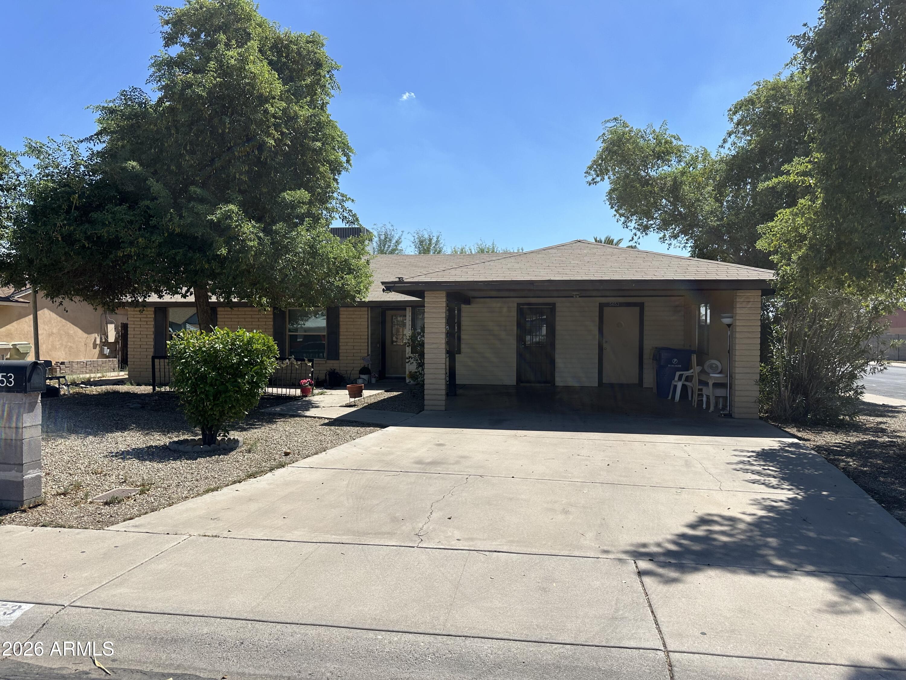 5653 W Hatcher Road — photo