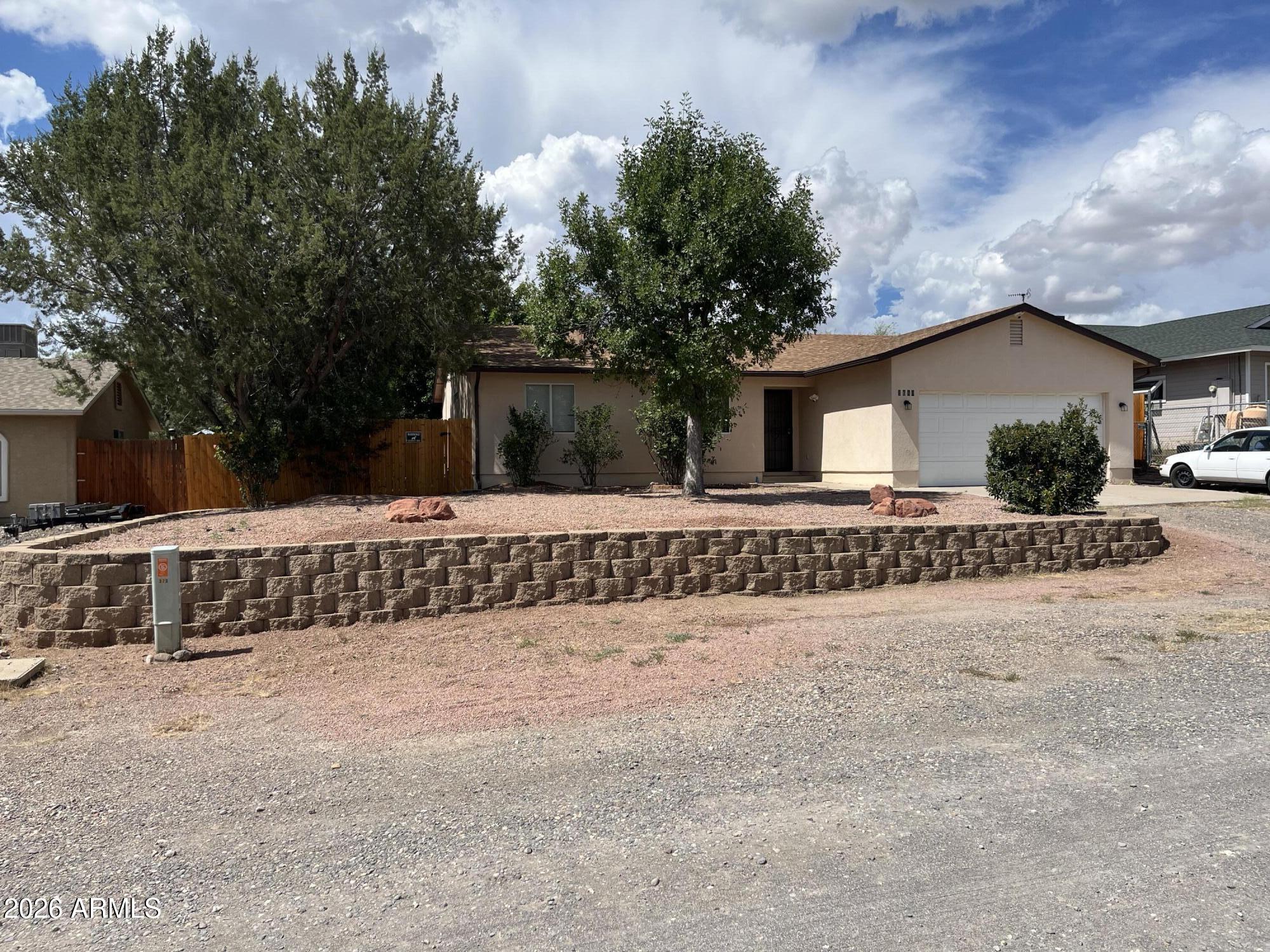 5680 N Debbie Lane — photo