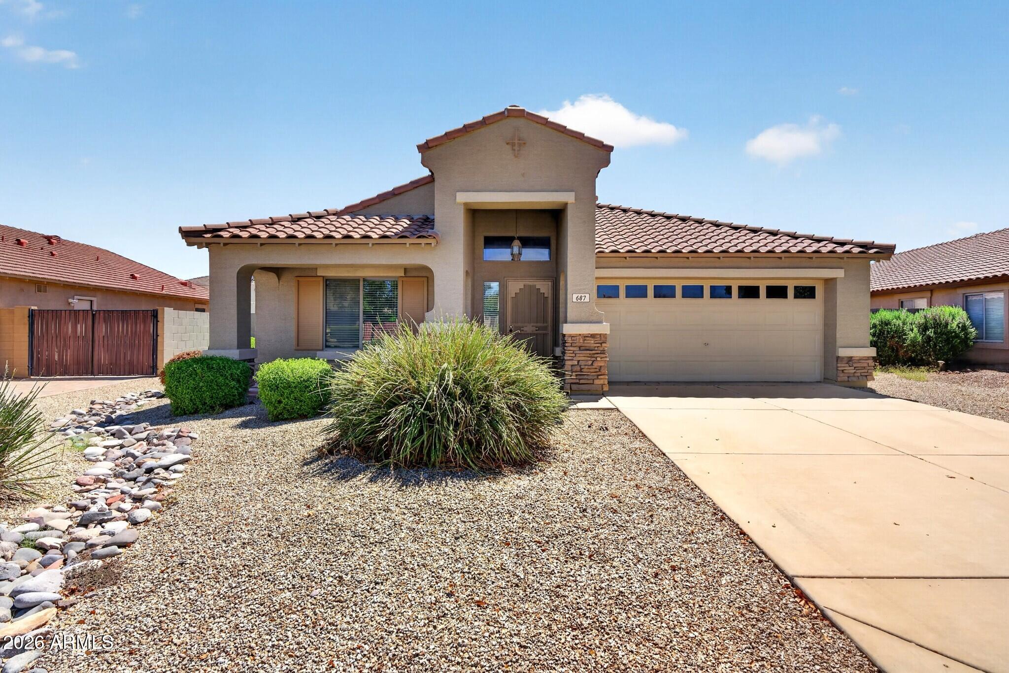 687 E Palomino Way — photo