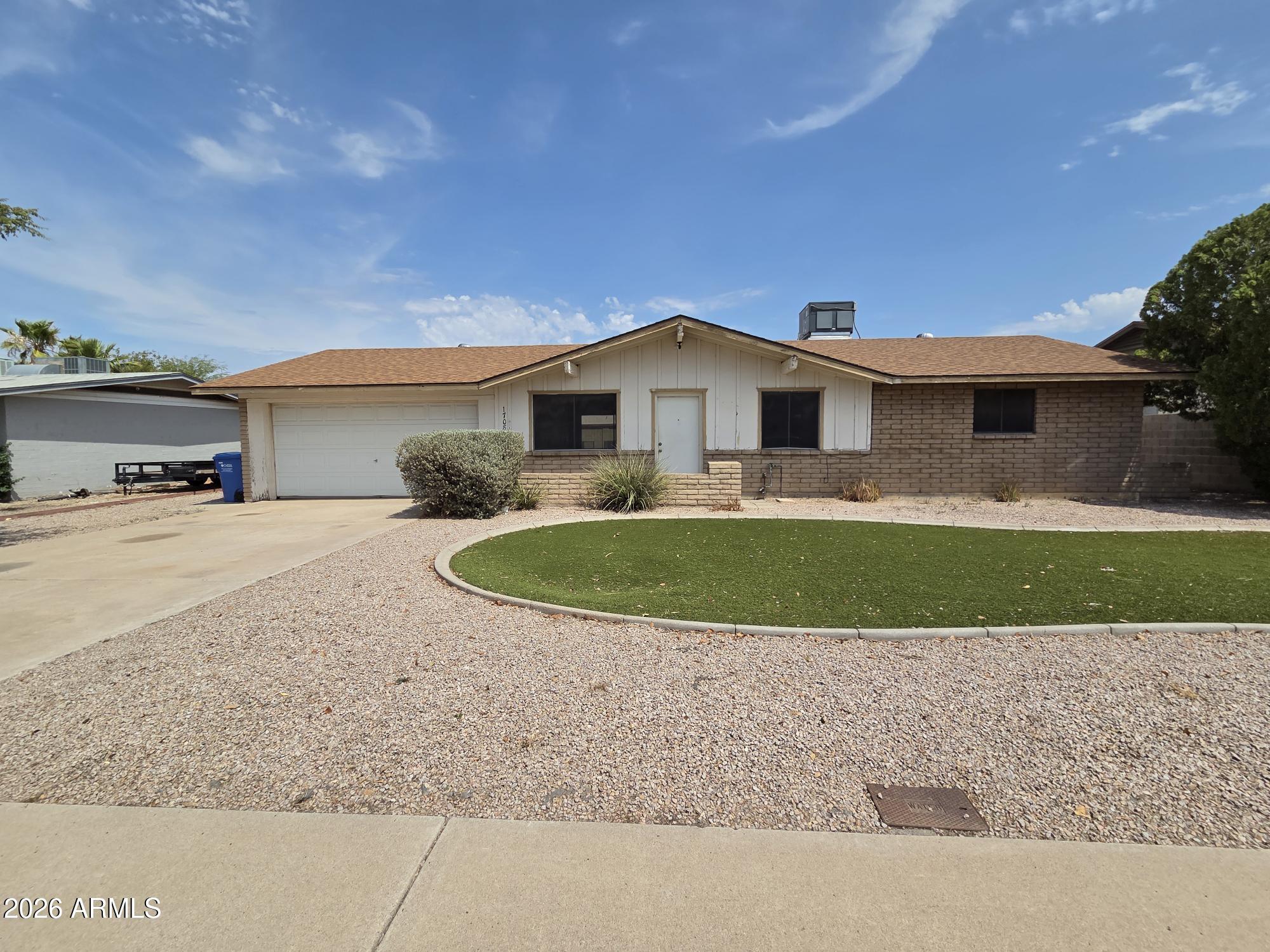 1708 W Michelle Drive — photo