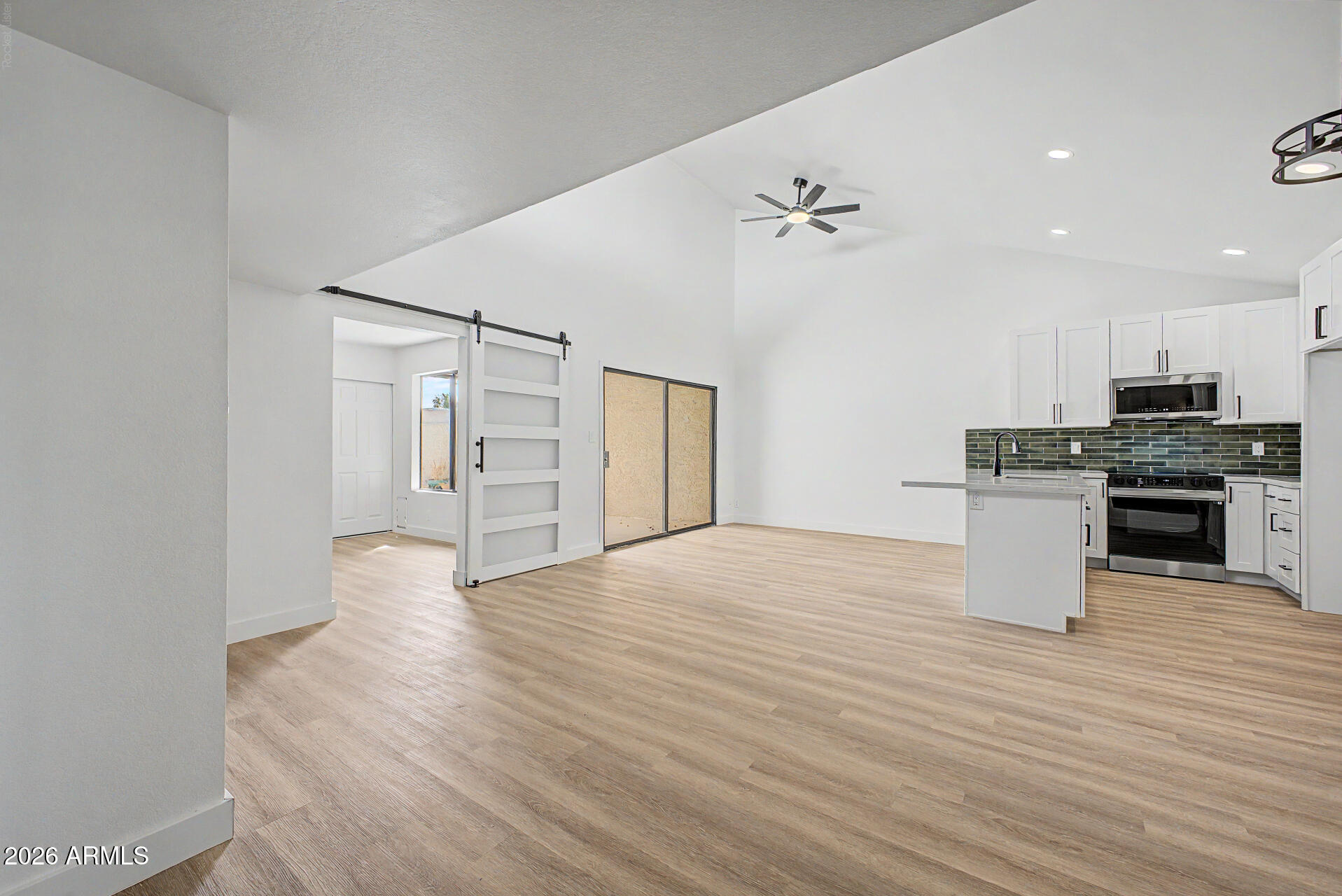 9471 E Laurel Lane — photo