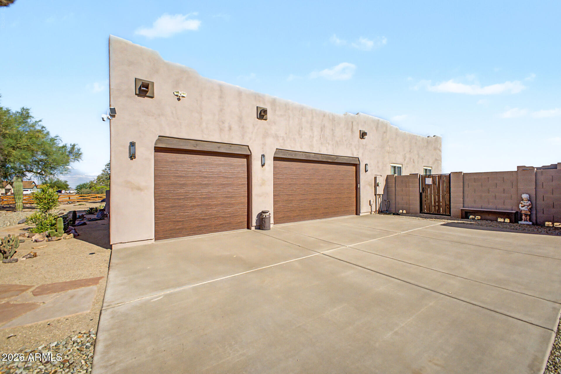 22605 W Baker Drive — photo