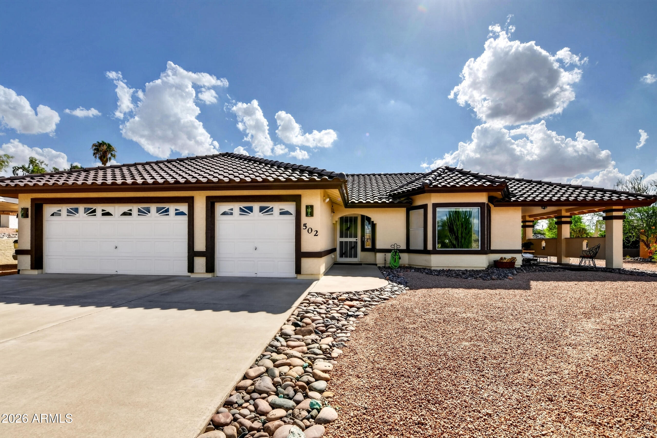 502 N Sierra Vista Drive — photo