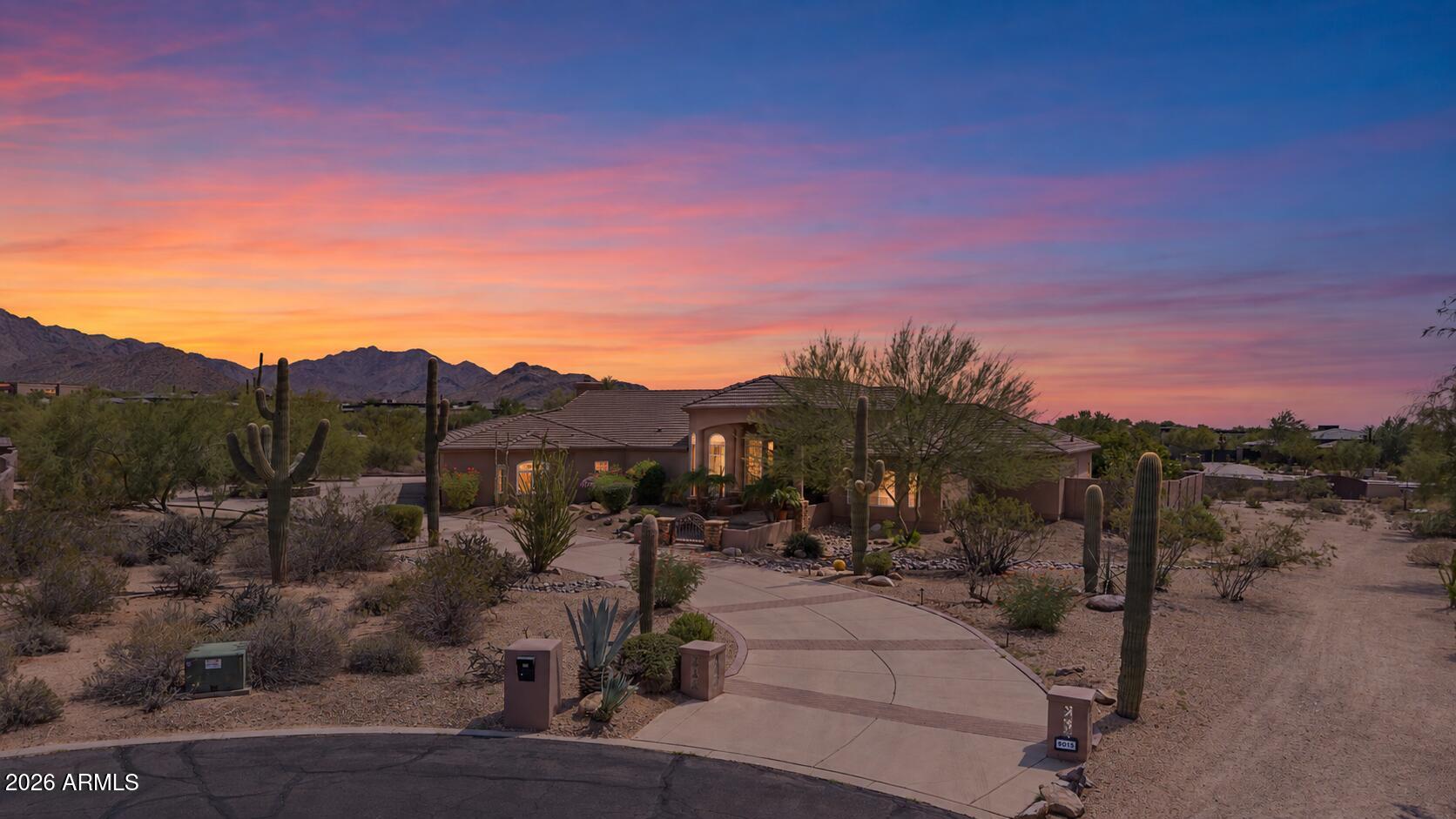 9015 E Hackamore Drive — photo