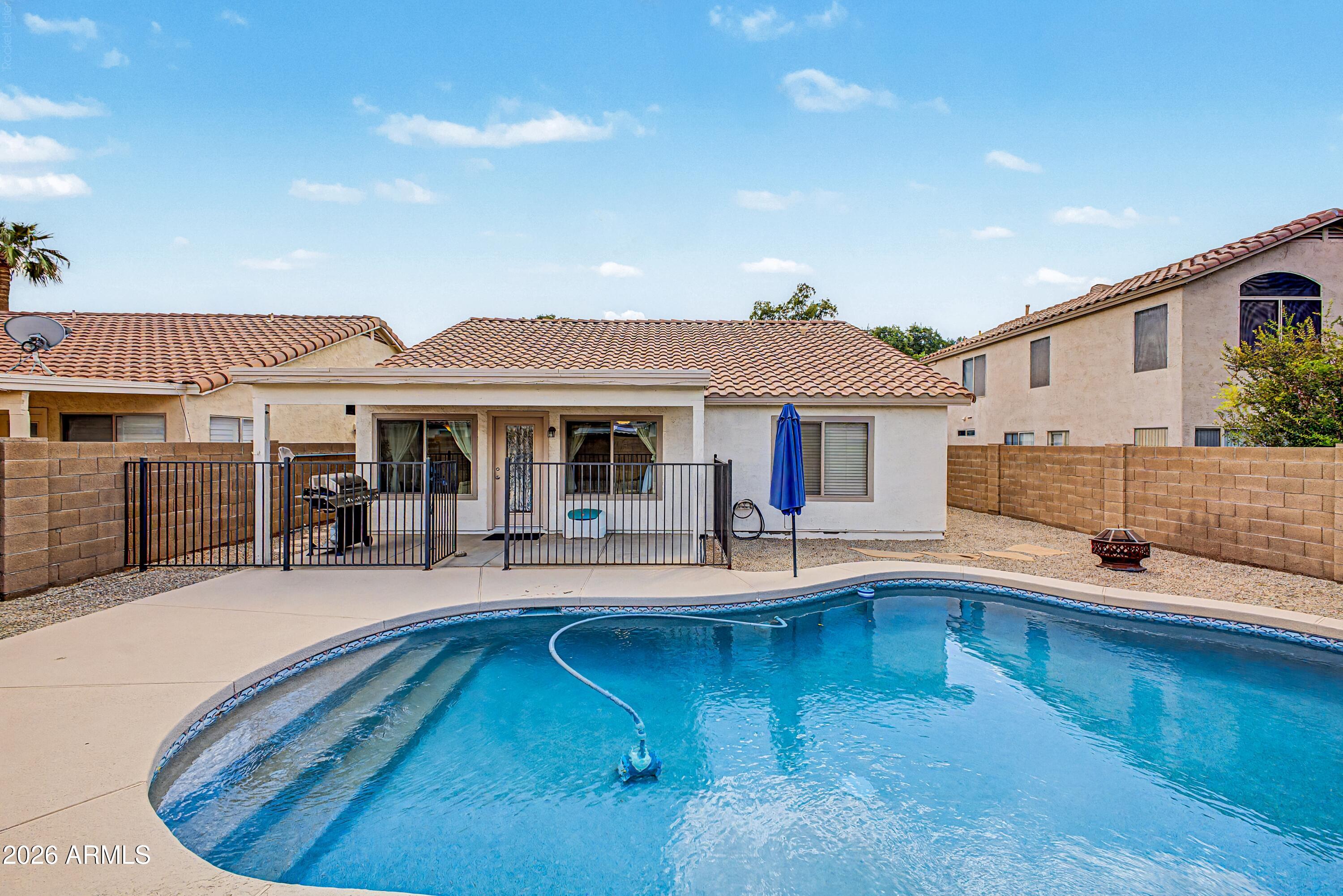 1352 W Sparrow Drive — photo