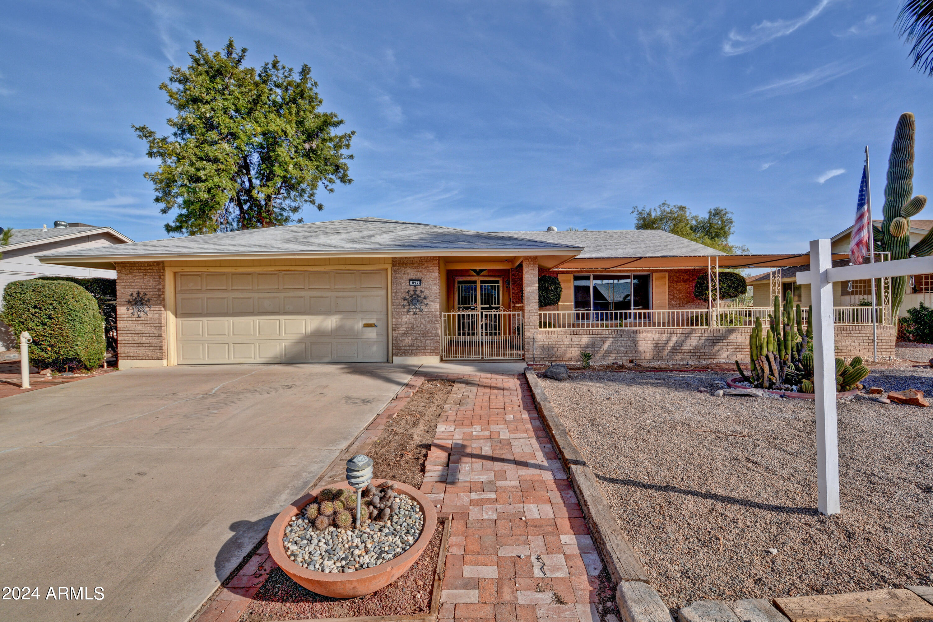 10933 W Tropicana Circle — photo