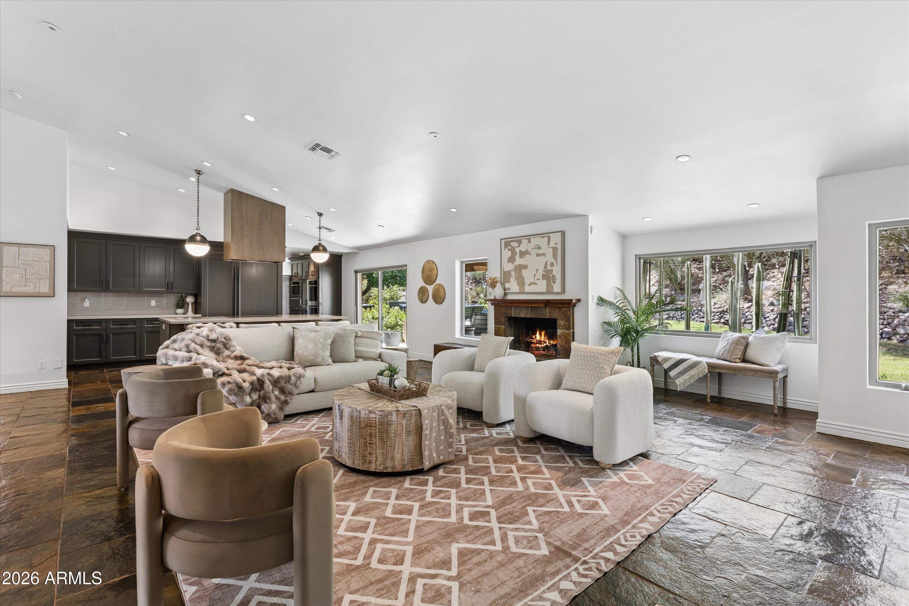 14018 N Coral Gables Drive — photo