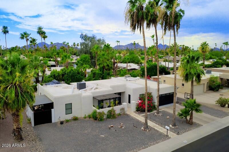 6739 E Voltaire Avenue — photo