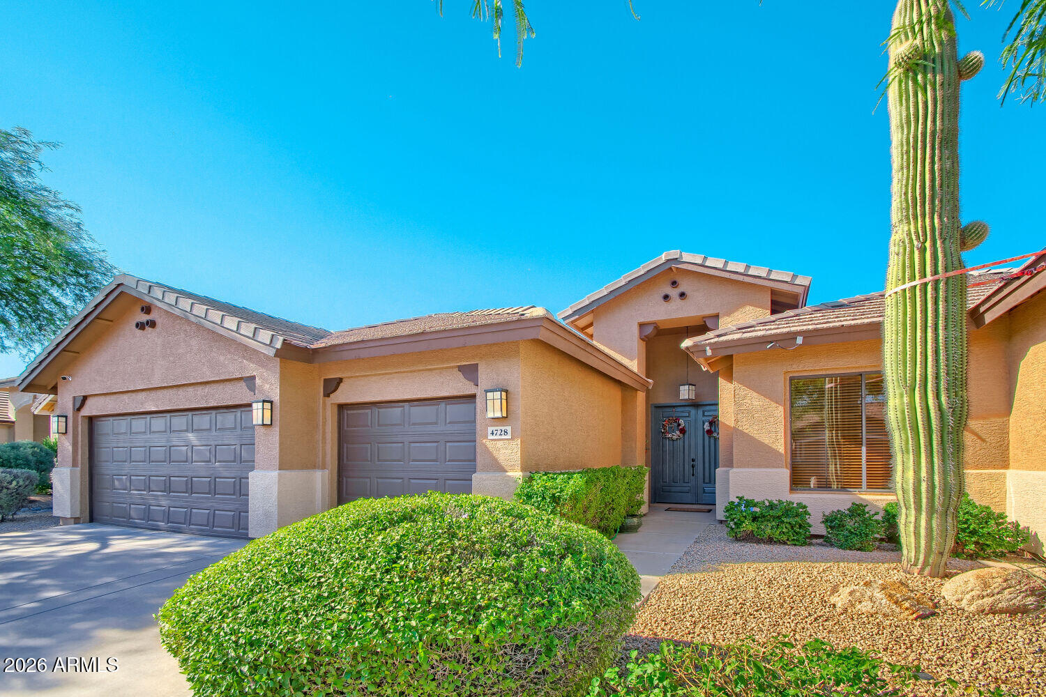 4728 E Spur Drive — photo
