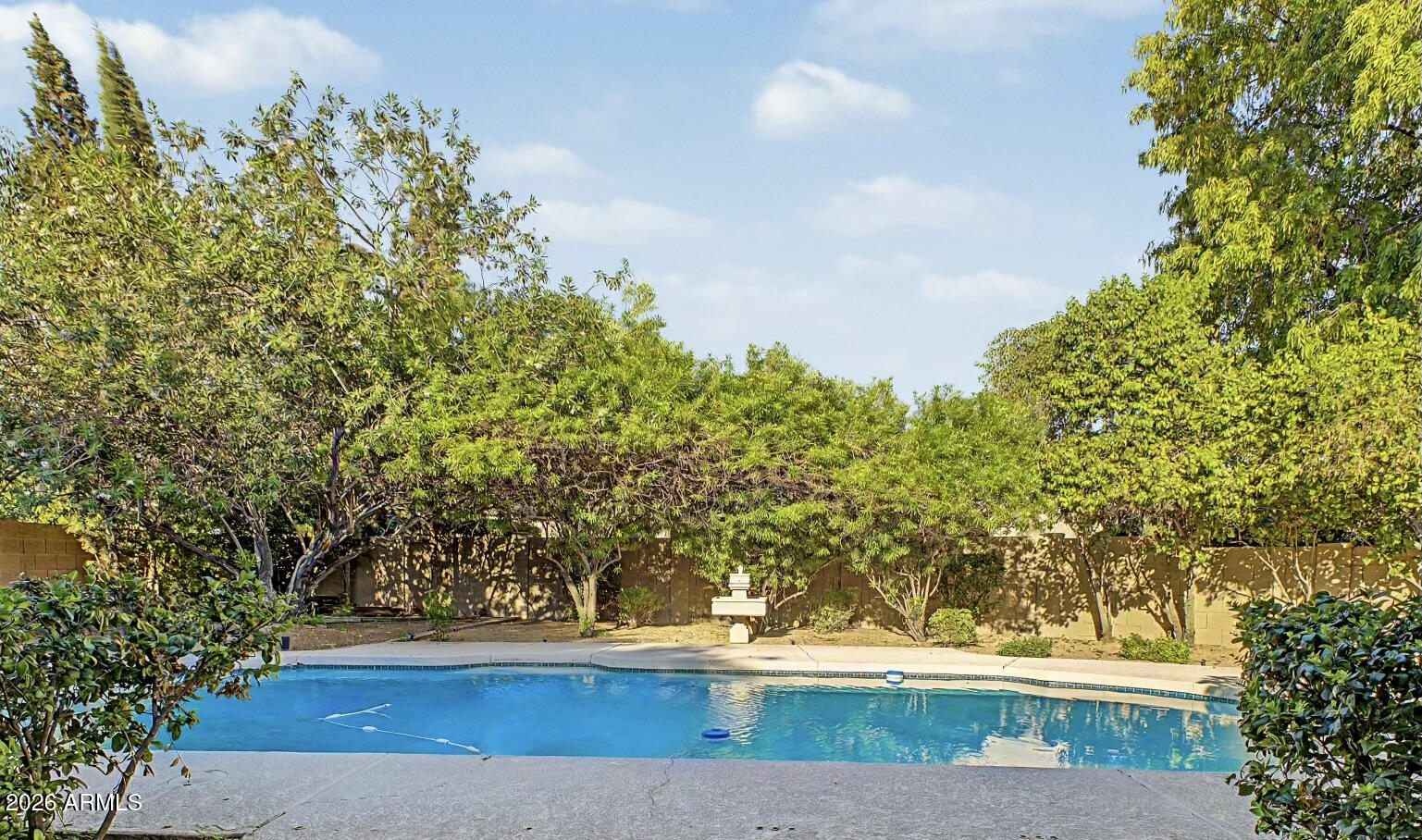 8547 N Woodland Court — photo