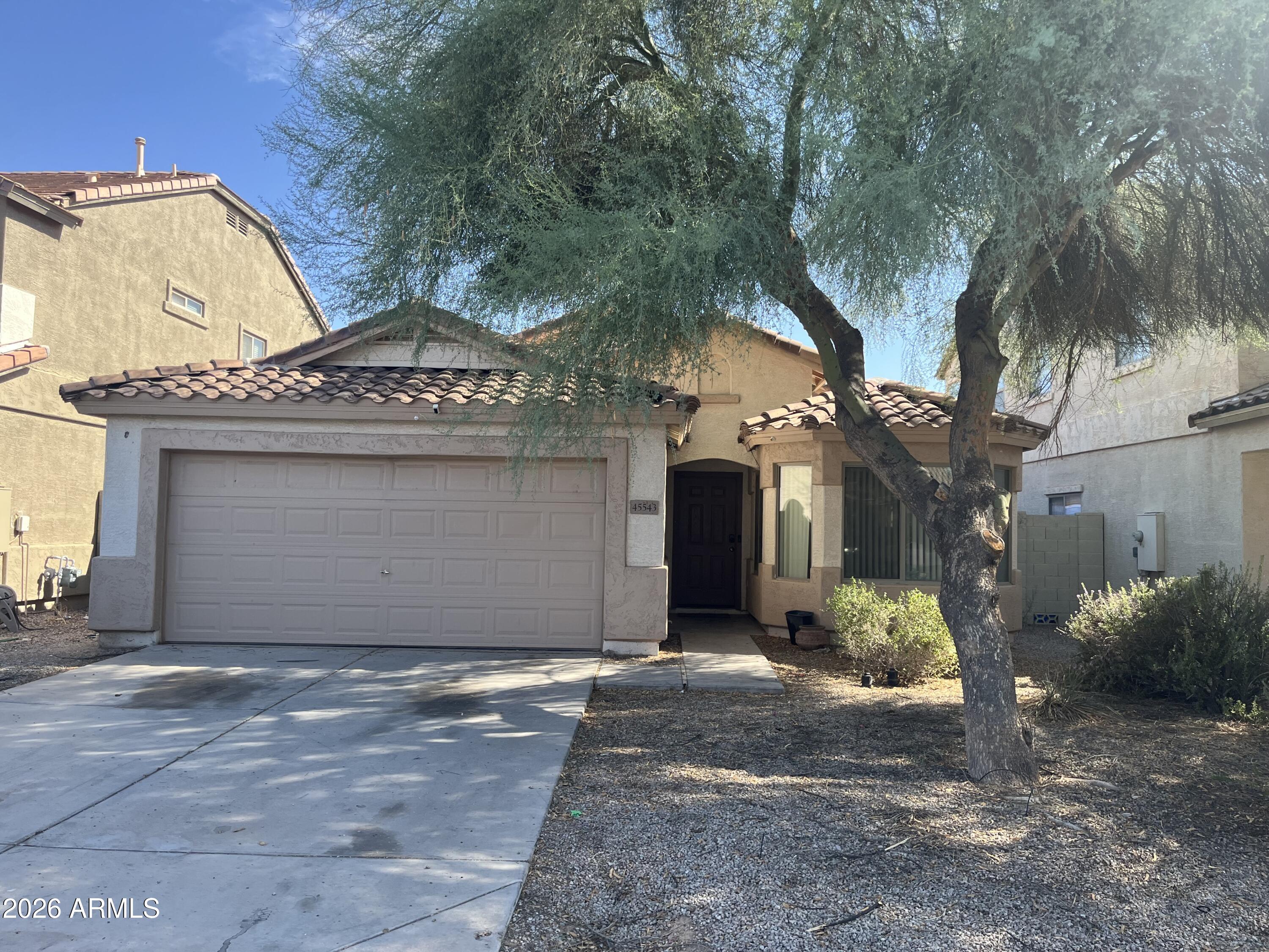 45543 W Tulip Lane — photo