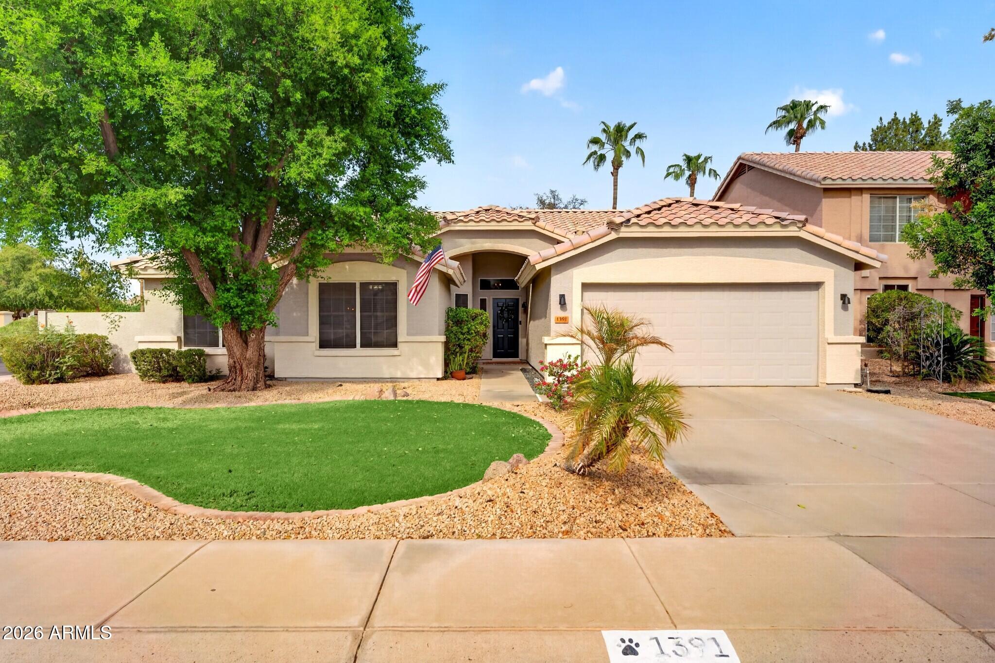 1391 N Alexis Drive — photo