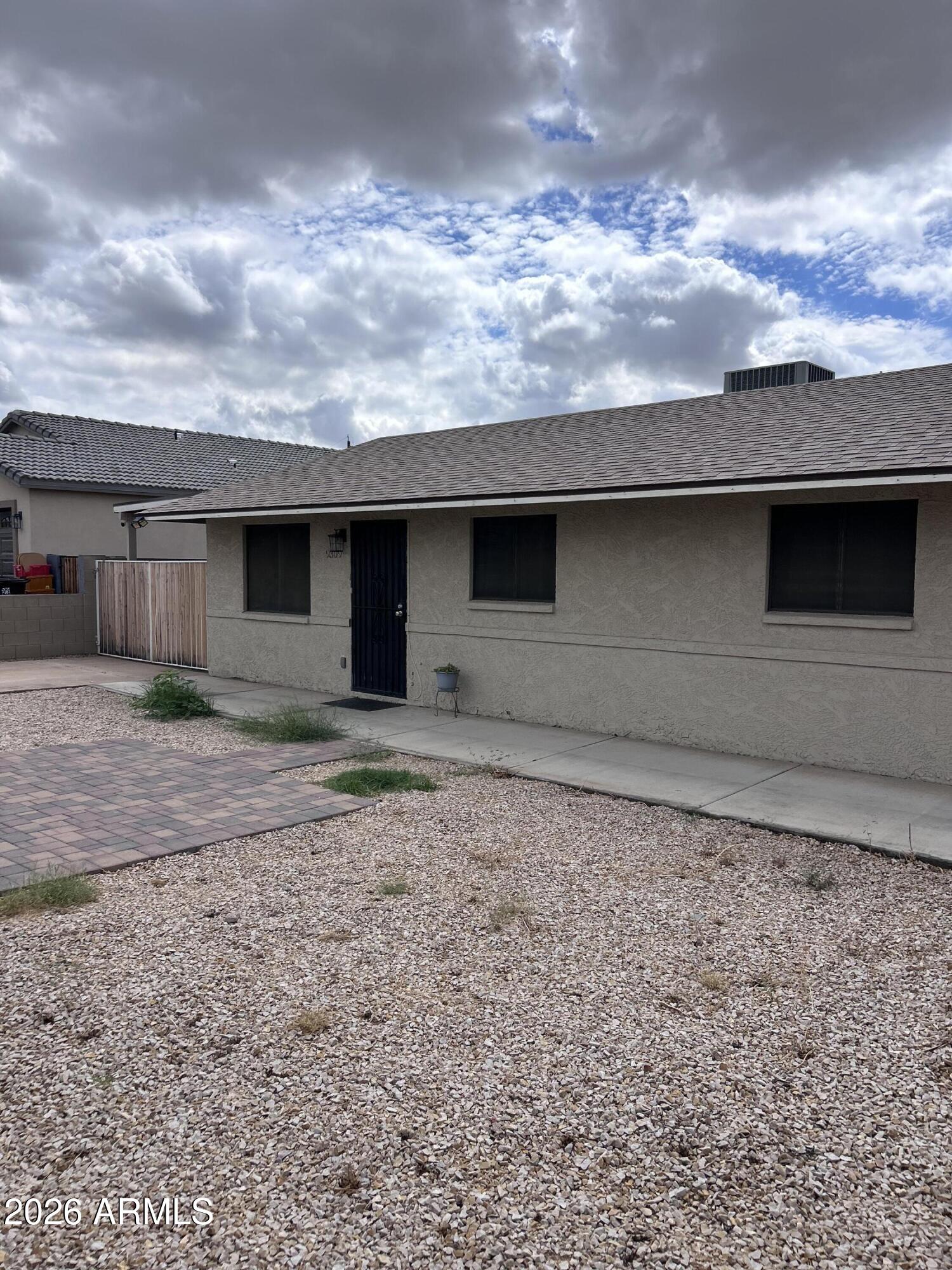 9309 W Jefferson Street — photo