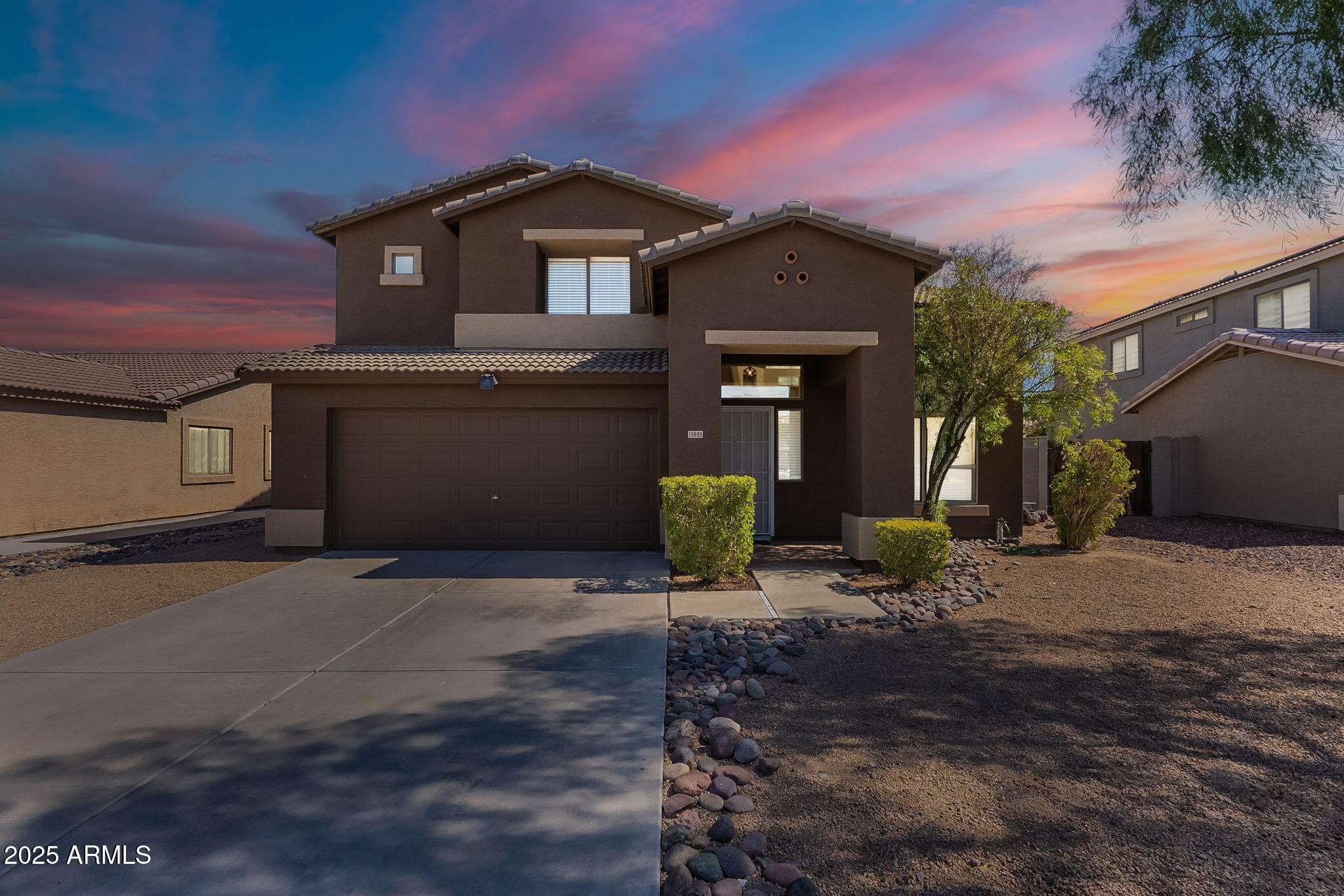 15885 W Apache Street — photo