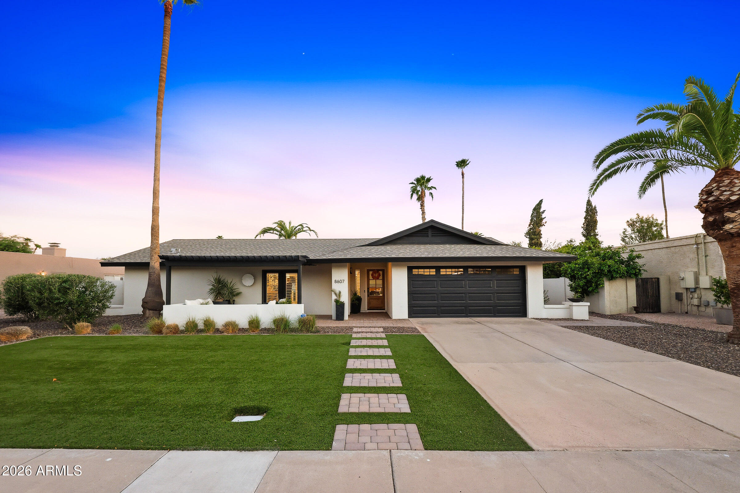 8607 E San Daniel Drive — photo