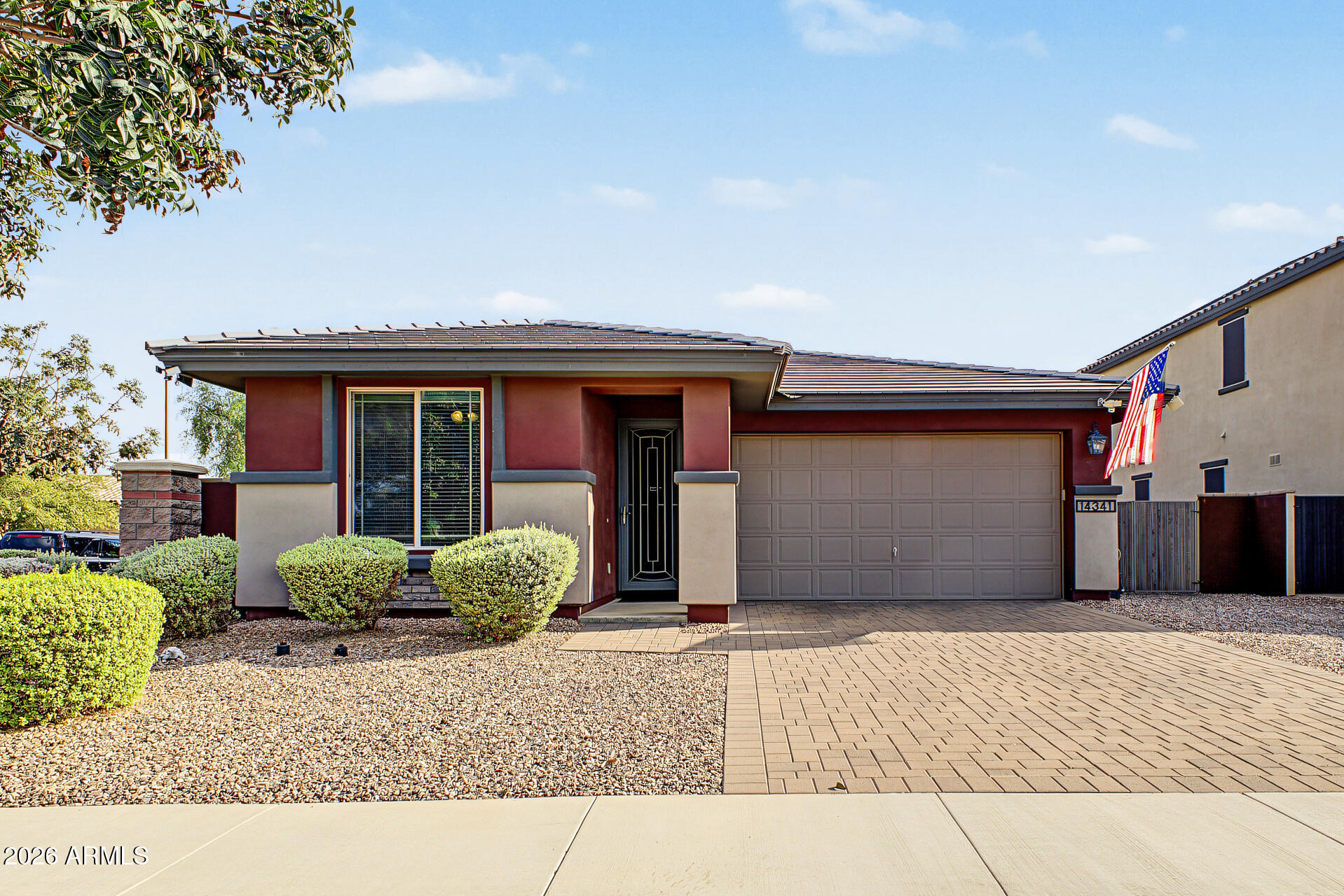14341 W Dahlia Drive — photo