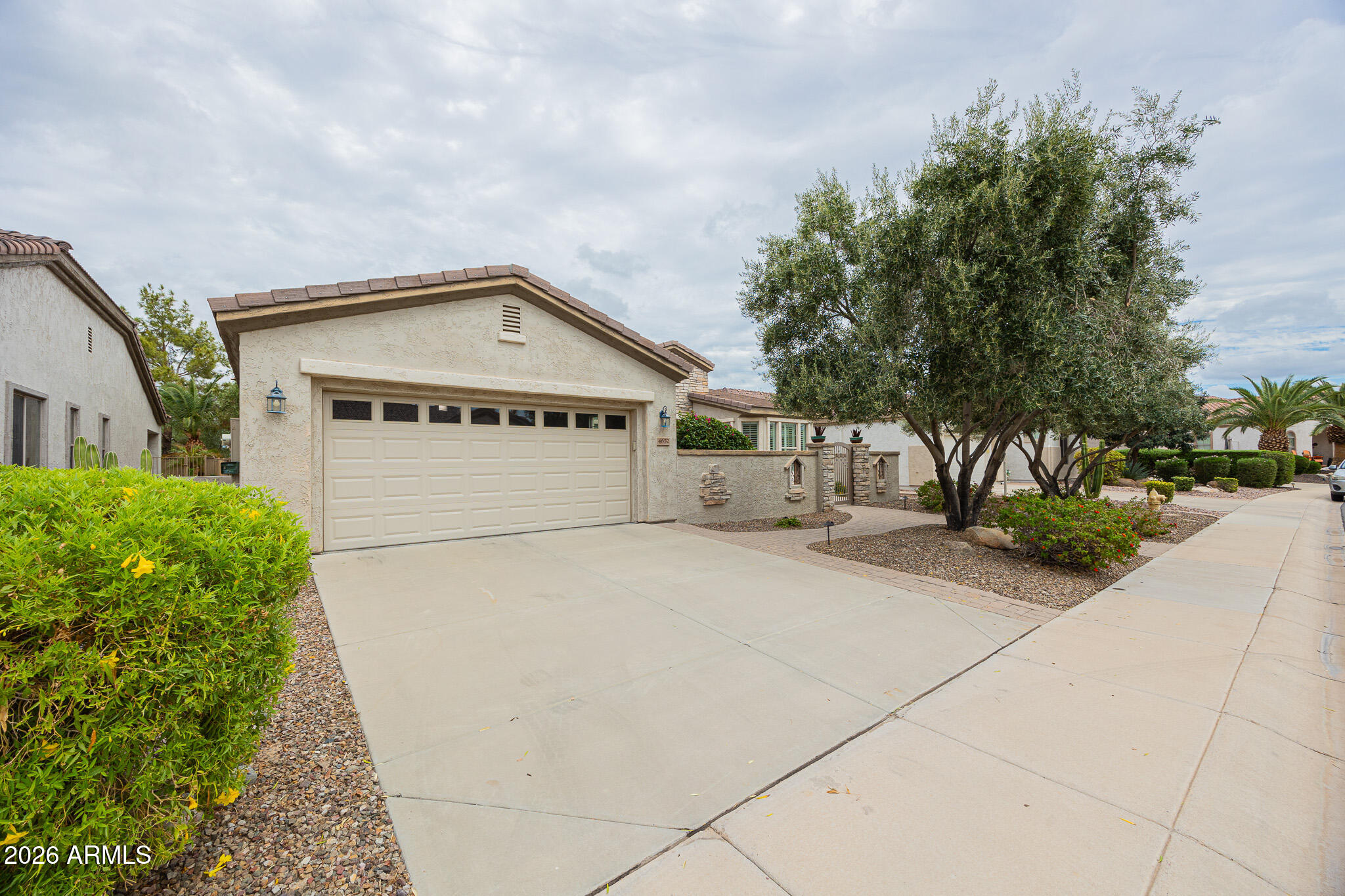 4652 E Donato Drive — photo