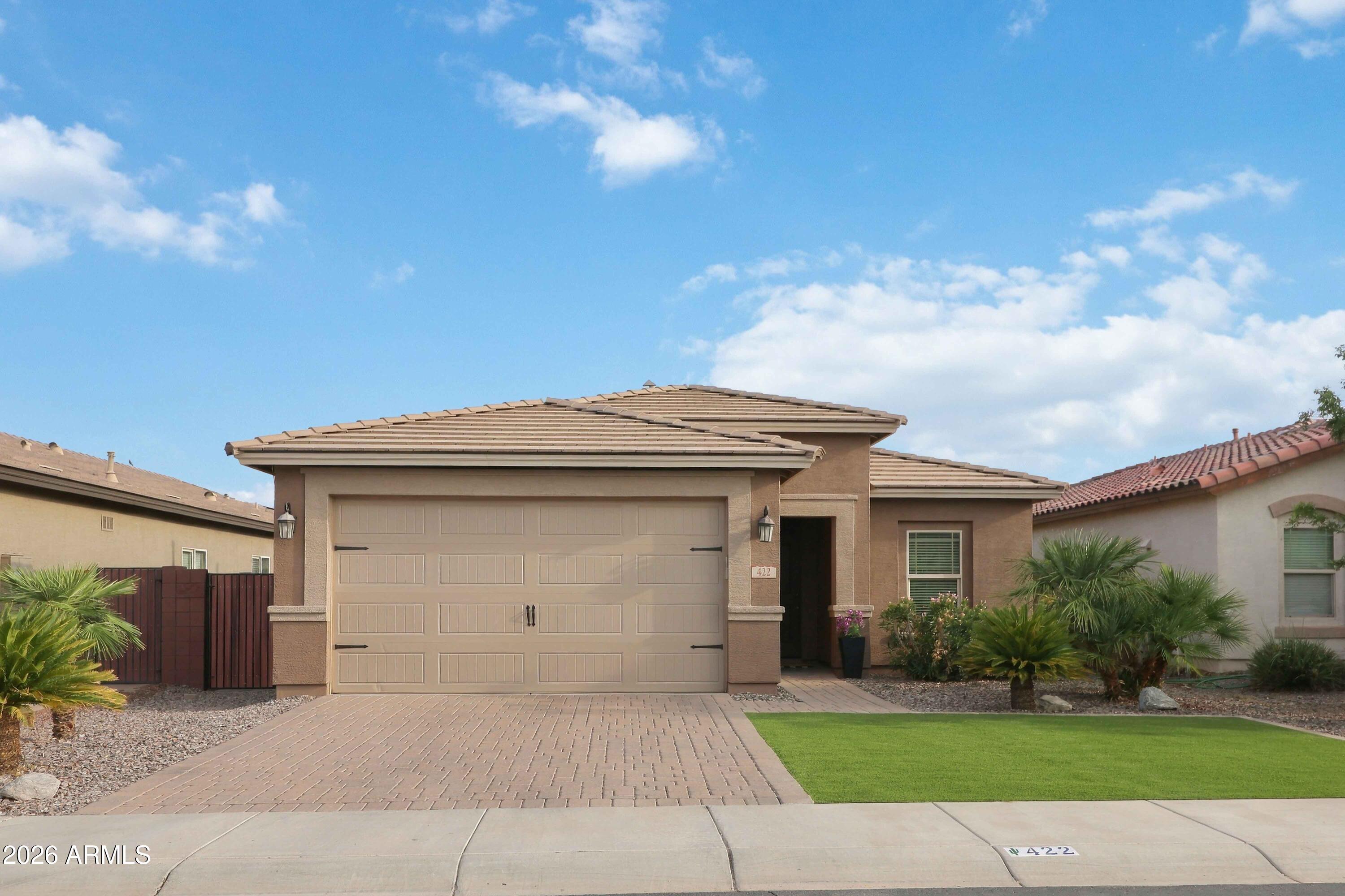 422 W Evergreen Pear Avenue — photo