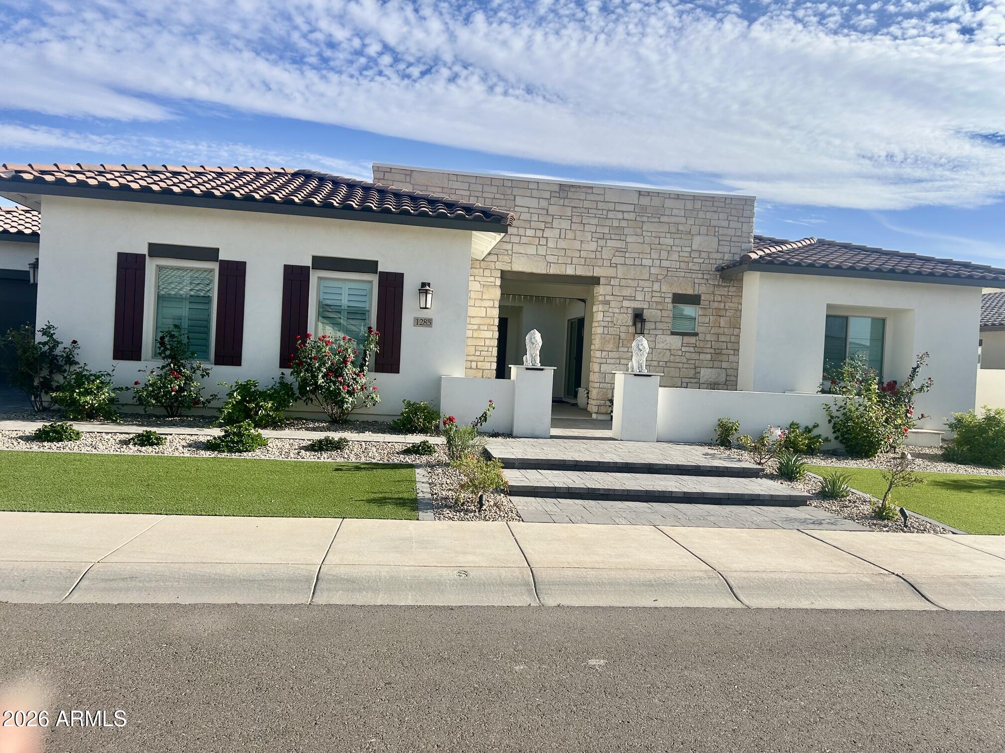 1285 E Mead Drive — photo