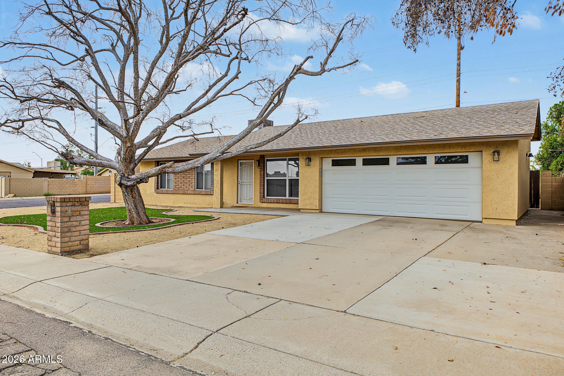 1636 W Villa Theresa Drive — photo