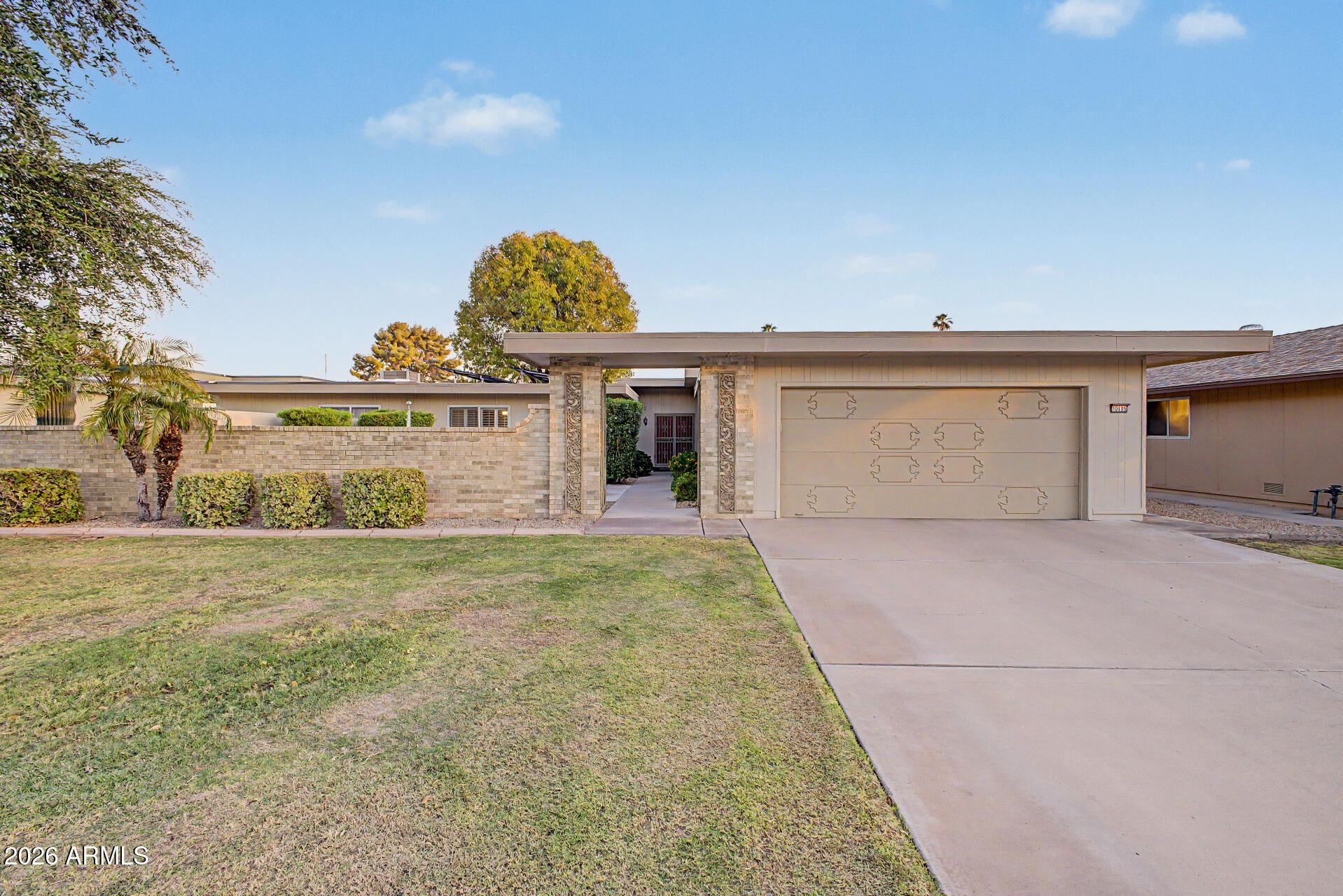 10105 W Manzanita Drive — photo