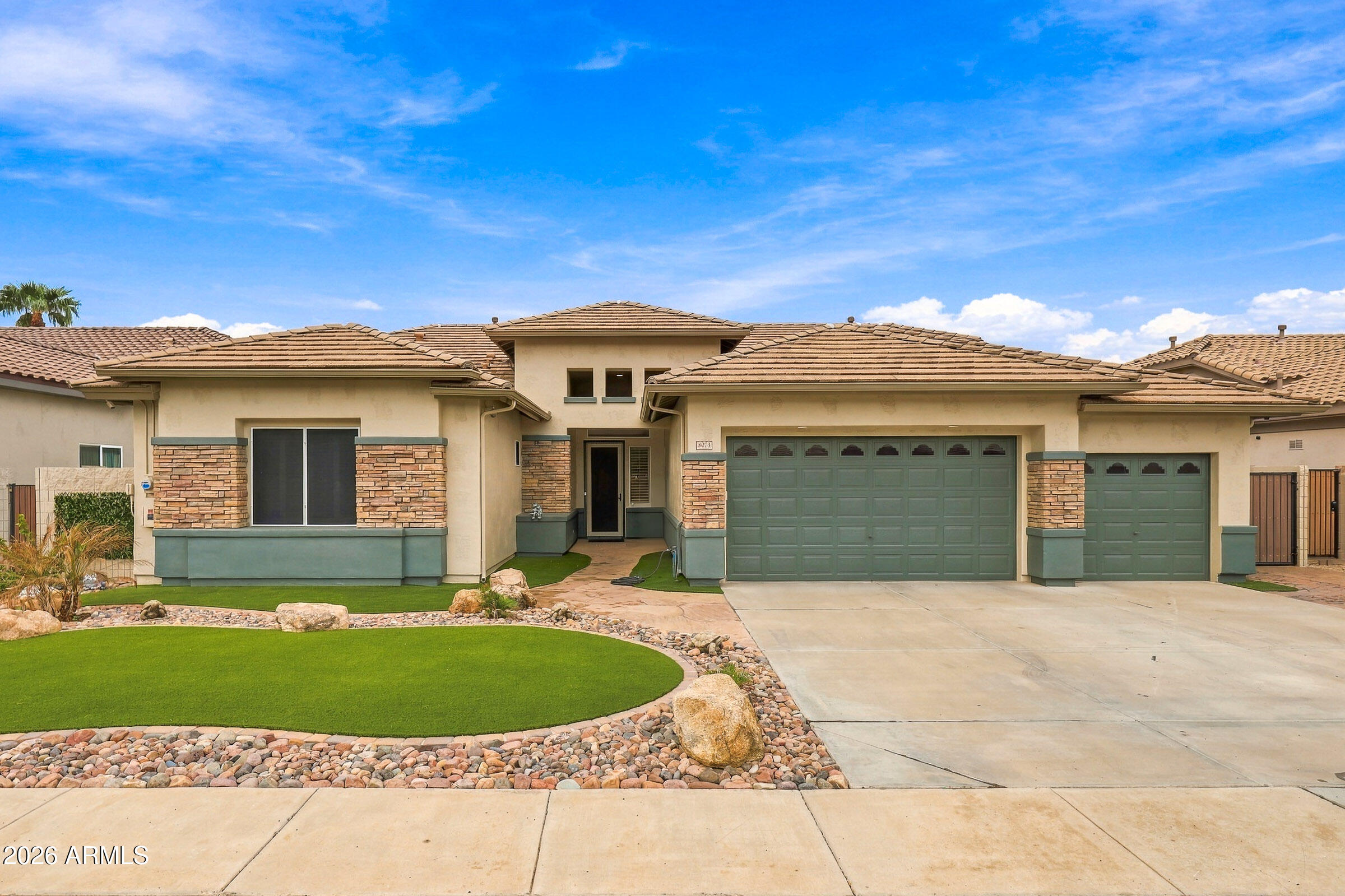 8073 W Louise Drive — photo
