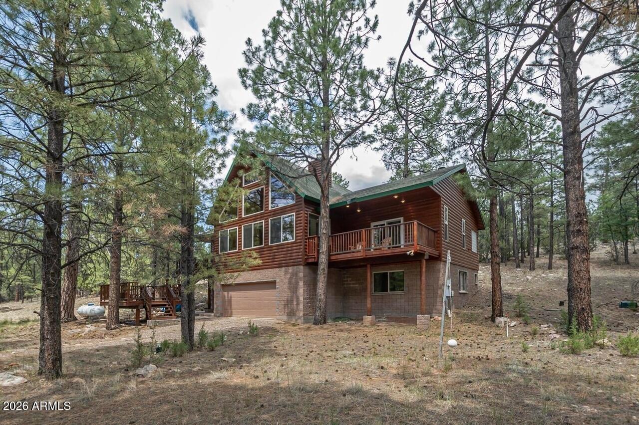 2833 W Red Hawk Circle — photo