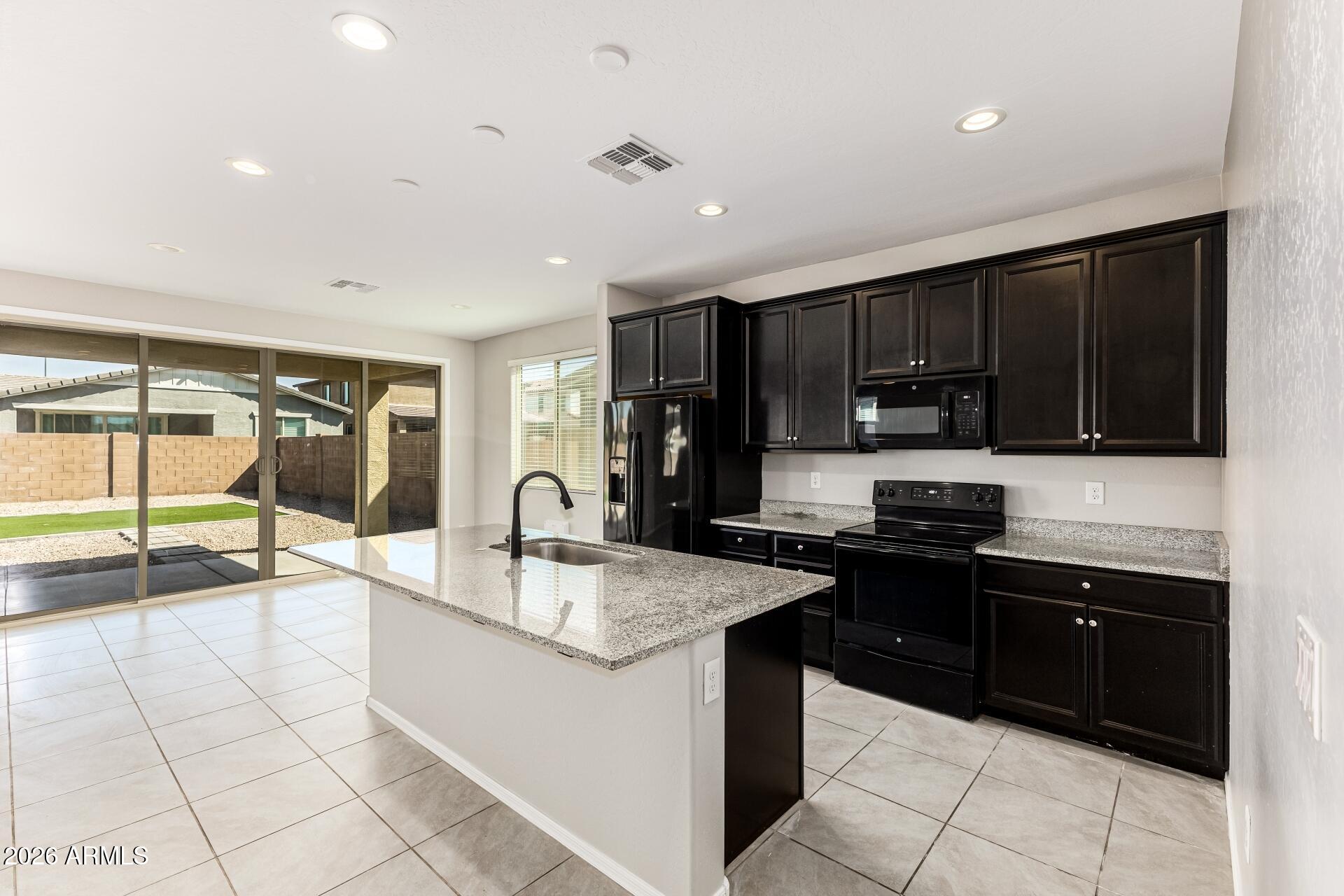 44200 W Palo Aliso Way — photo