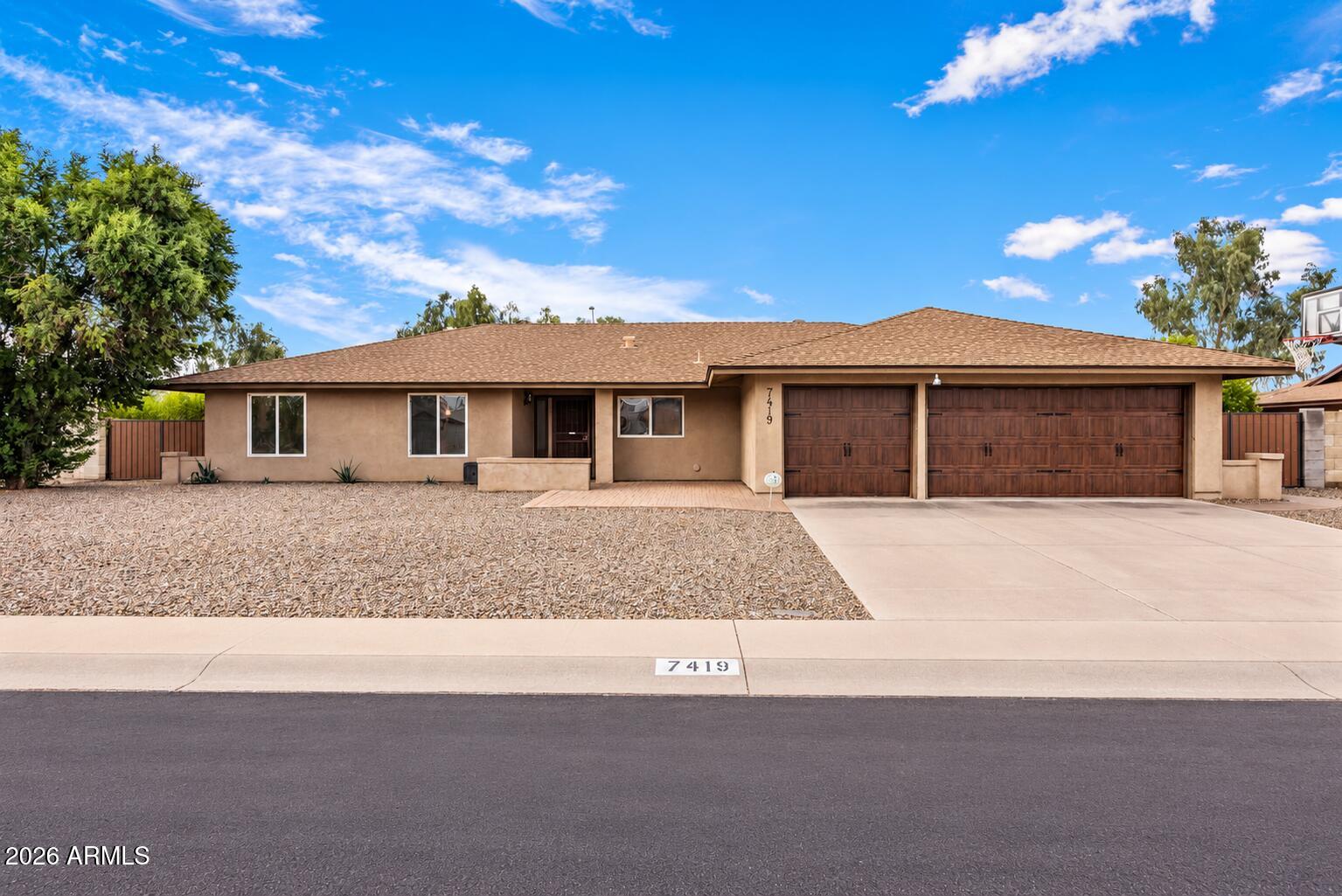 7419 E Turquoise Avenue — photo