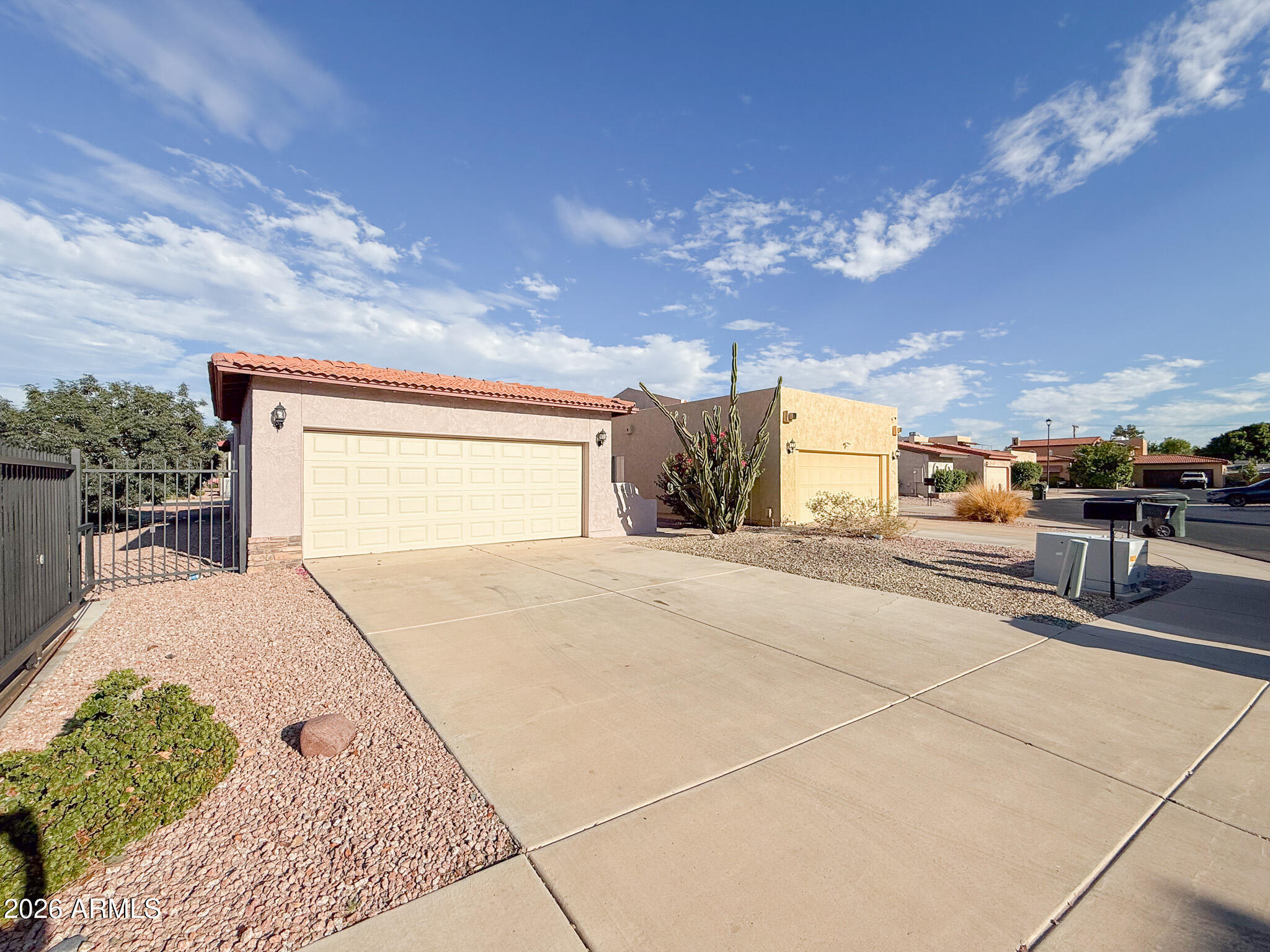 7829 N 21st Lane — photo