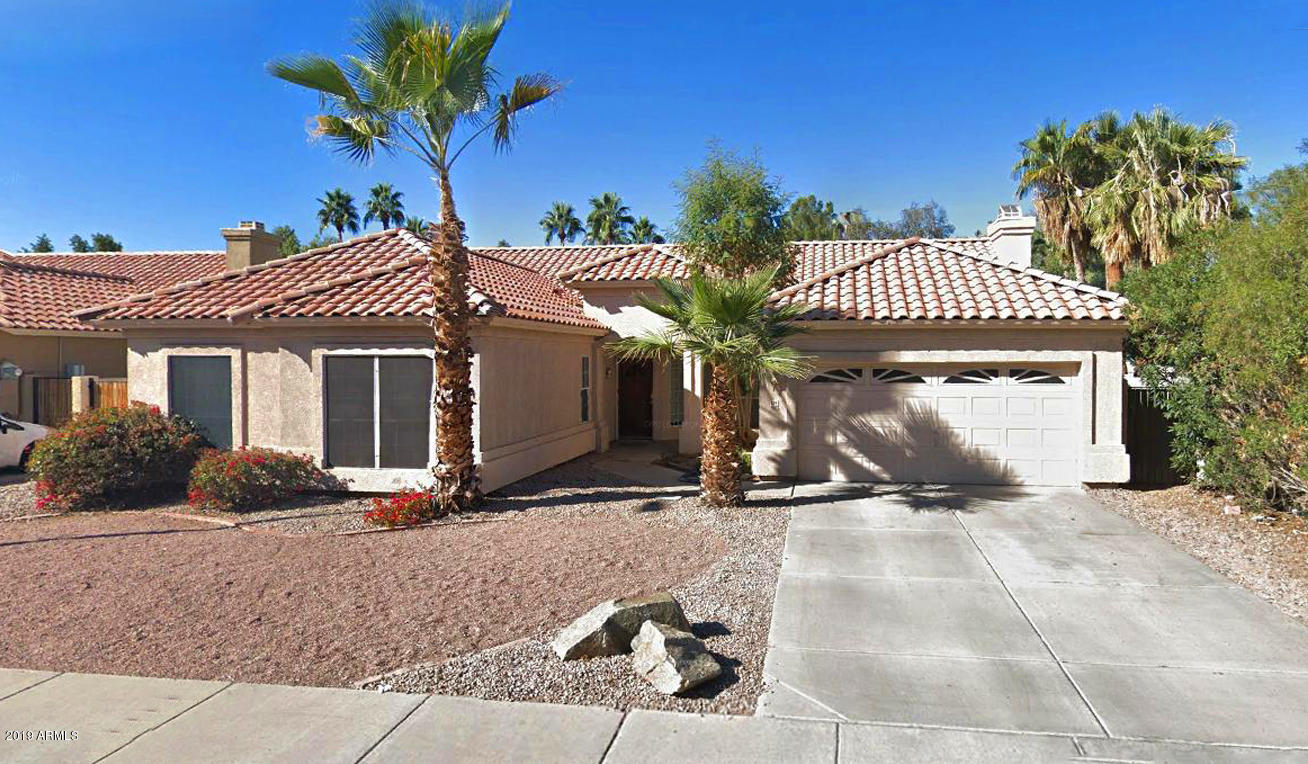 724 N Yucca Street — photo
