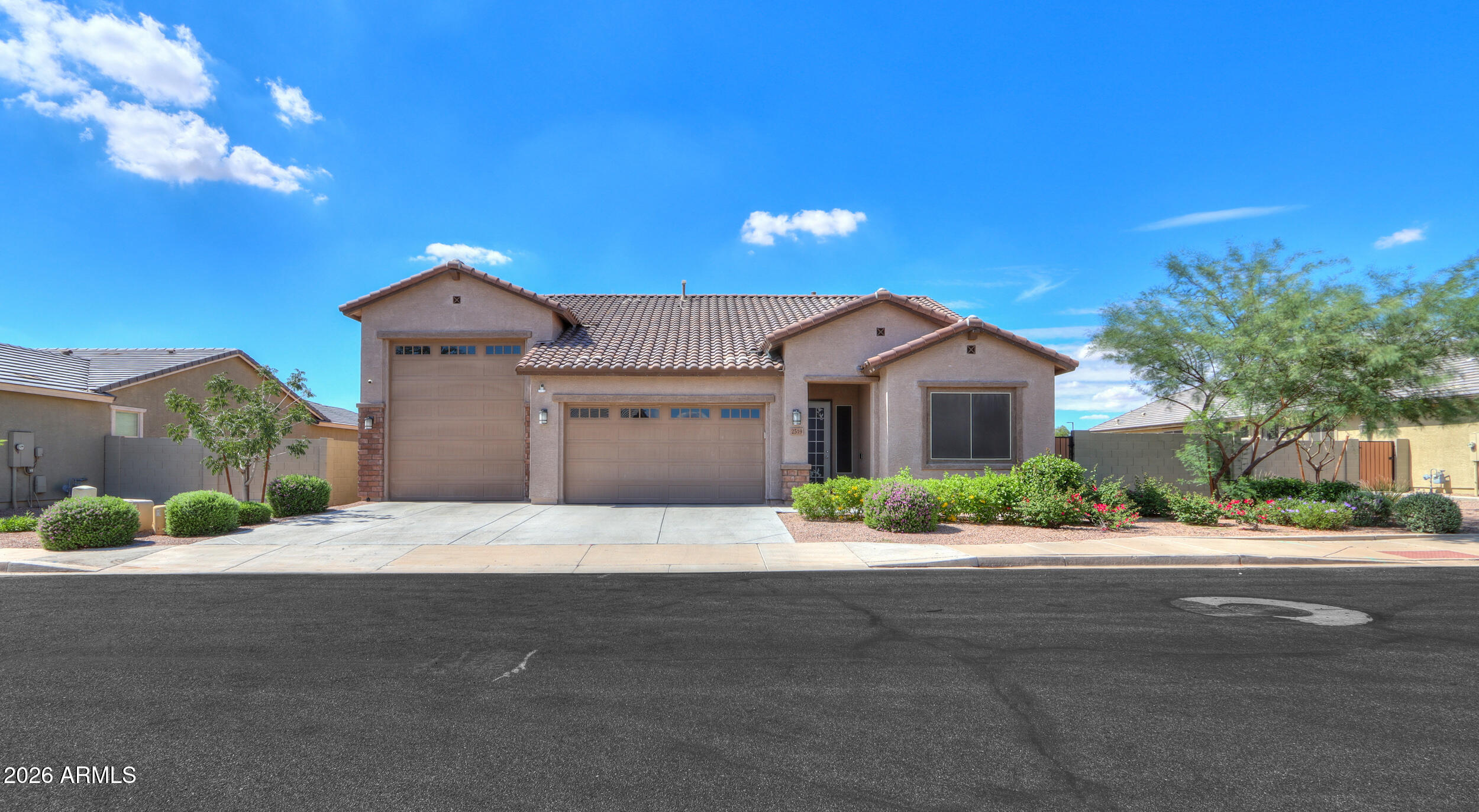 2519 N Casa Grande Avenue — photo