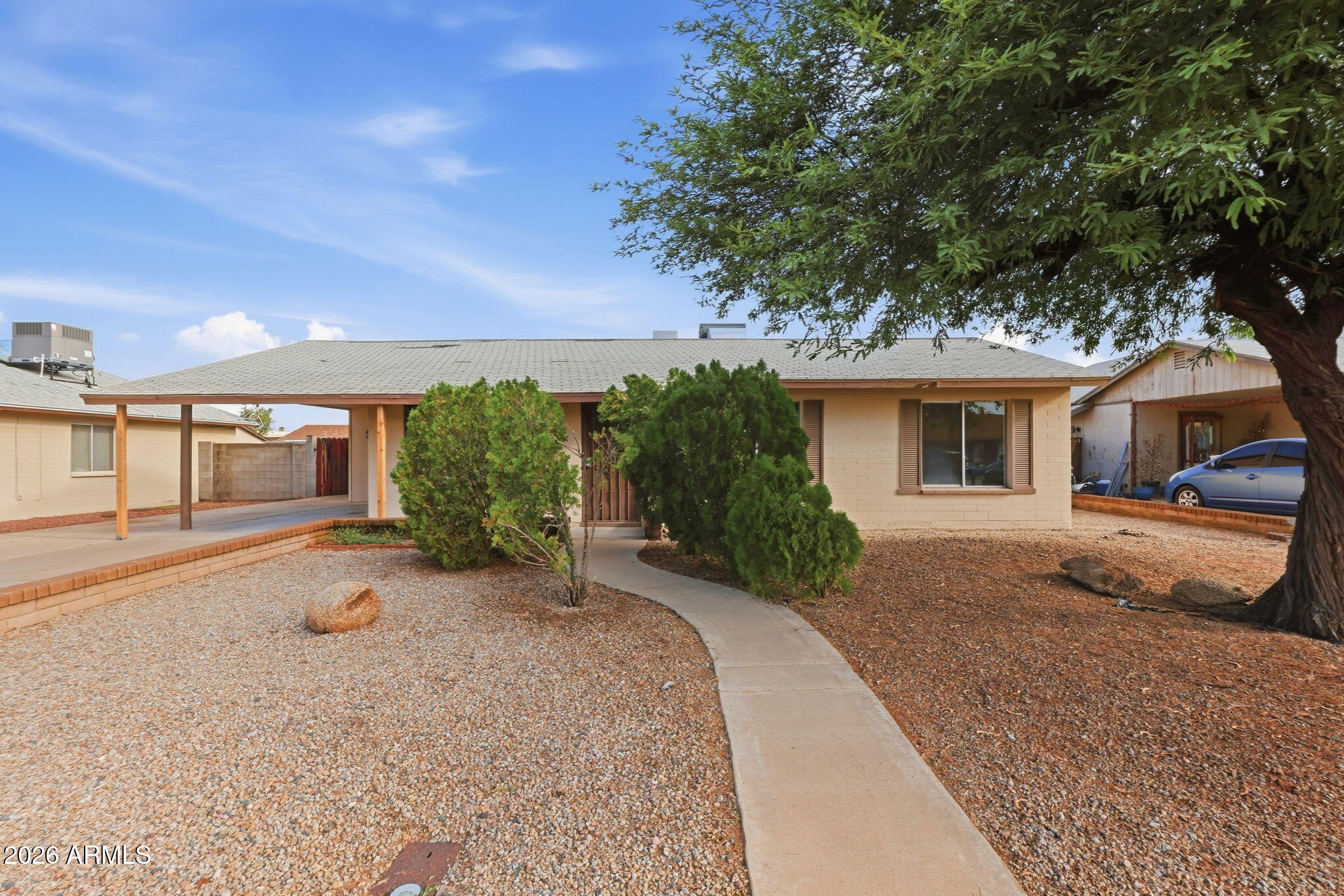 7118 W Cheryl Drive — photo