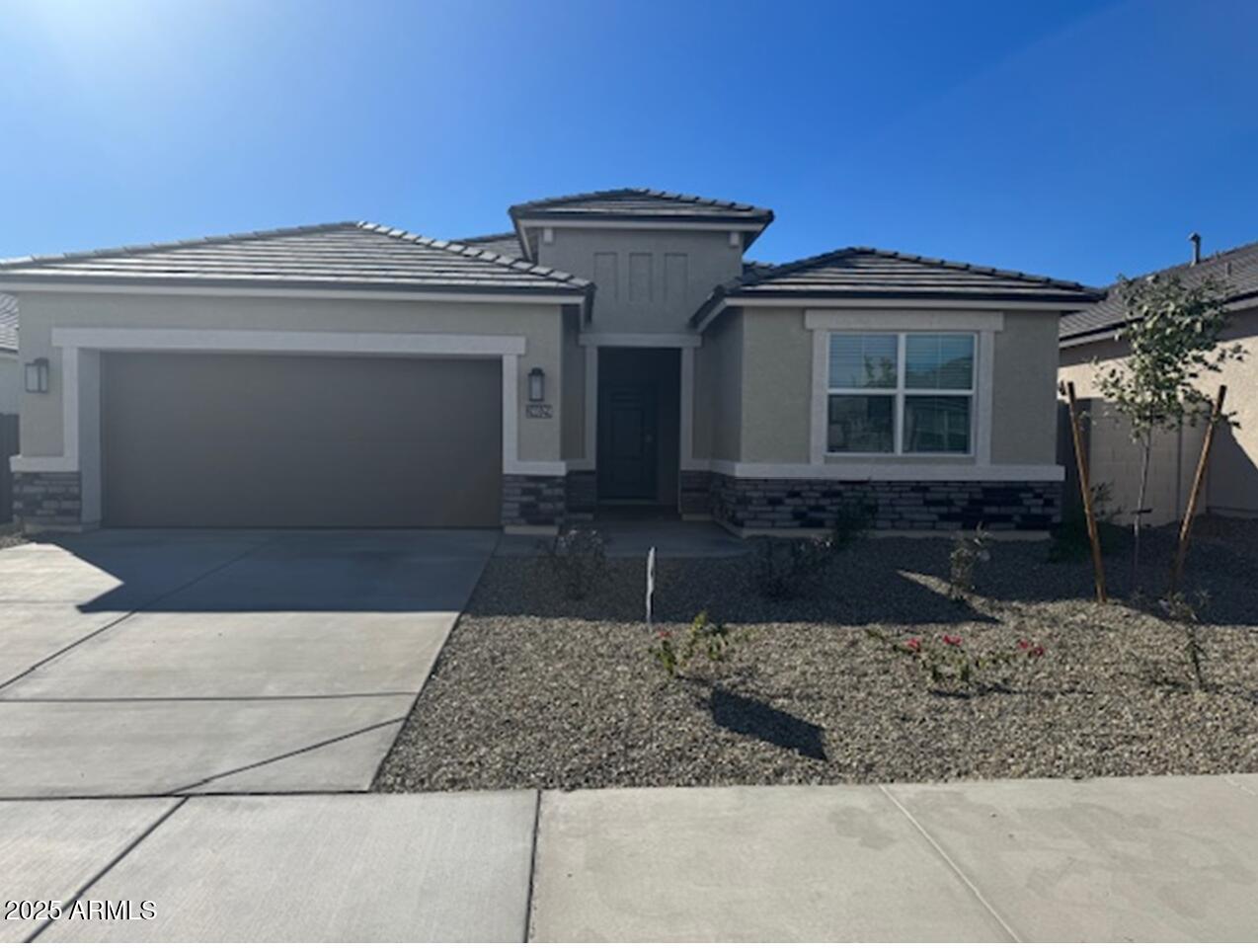 23934 W Yavapai Street — photo