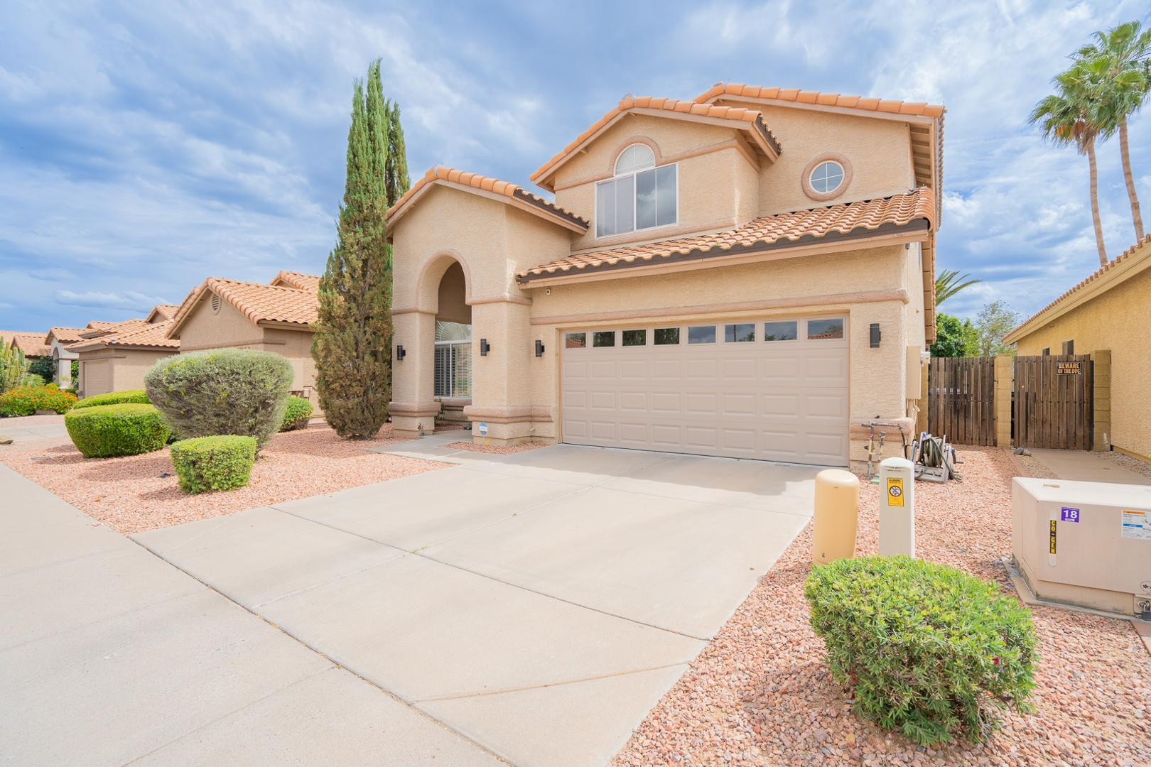 4613 E Desert Cactus Street — photo