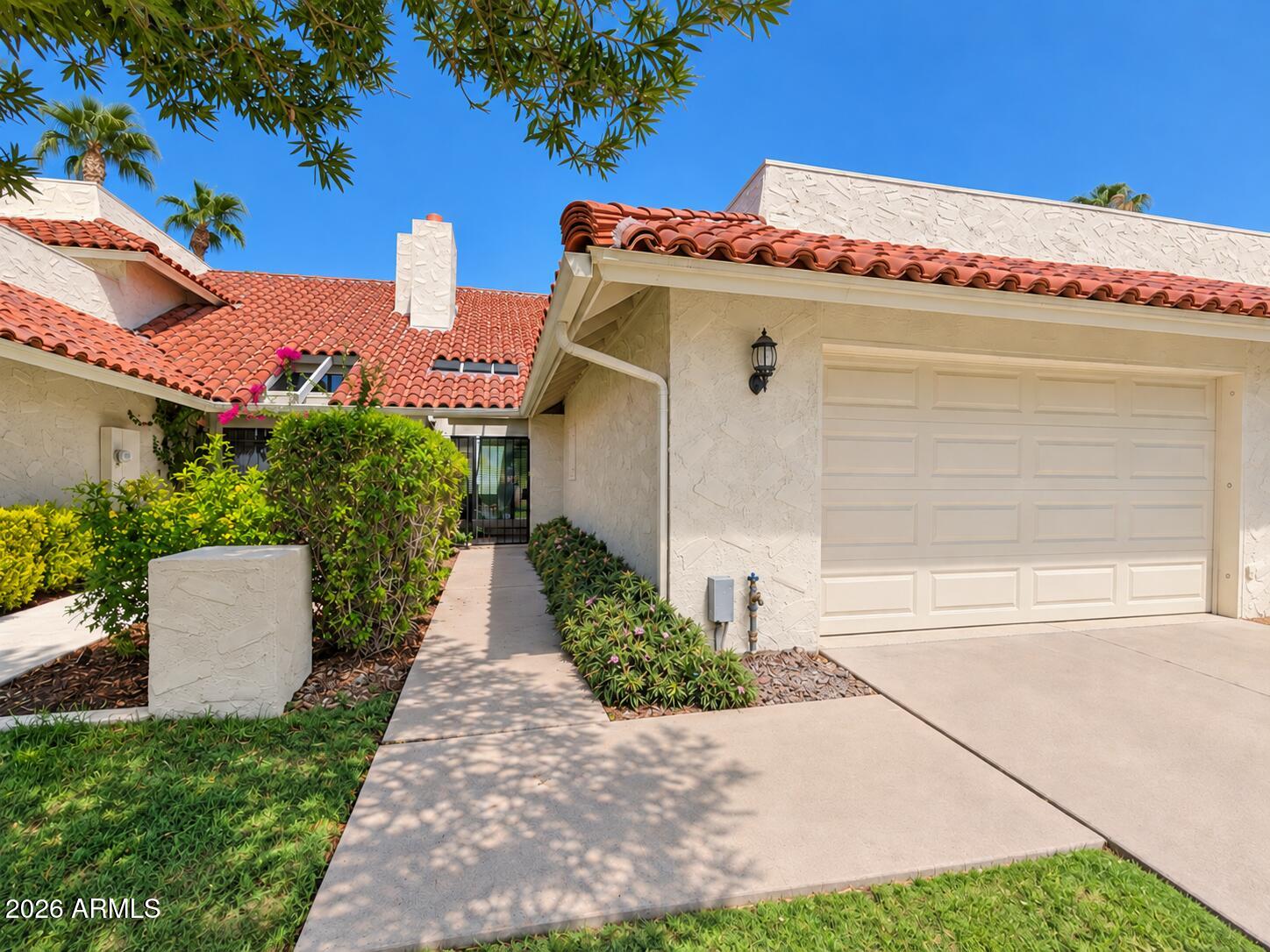 7118 E Buena Terra Way — photo