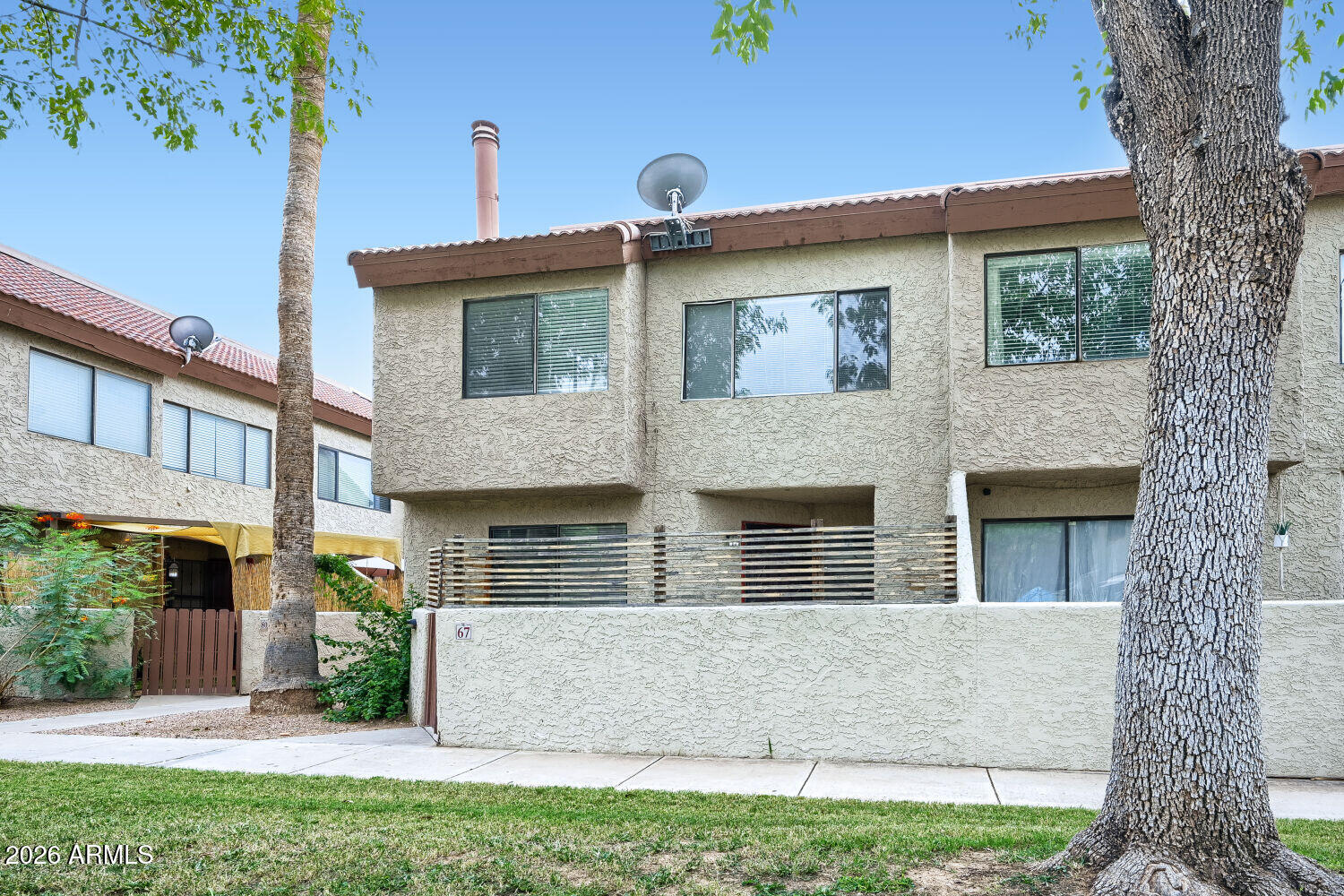 2040 S Longmore 67 — photo