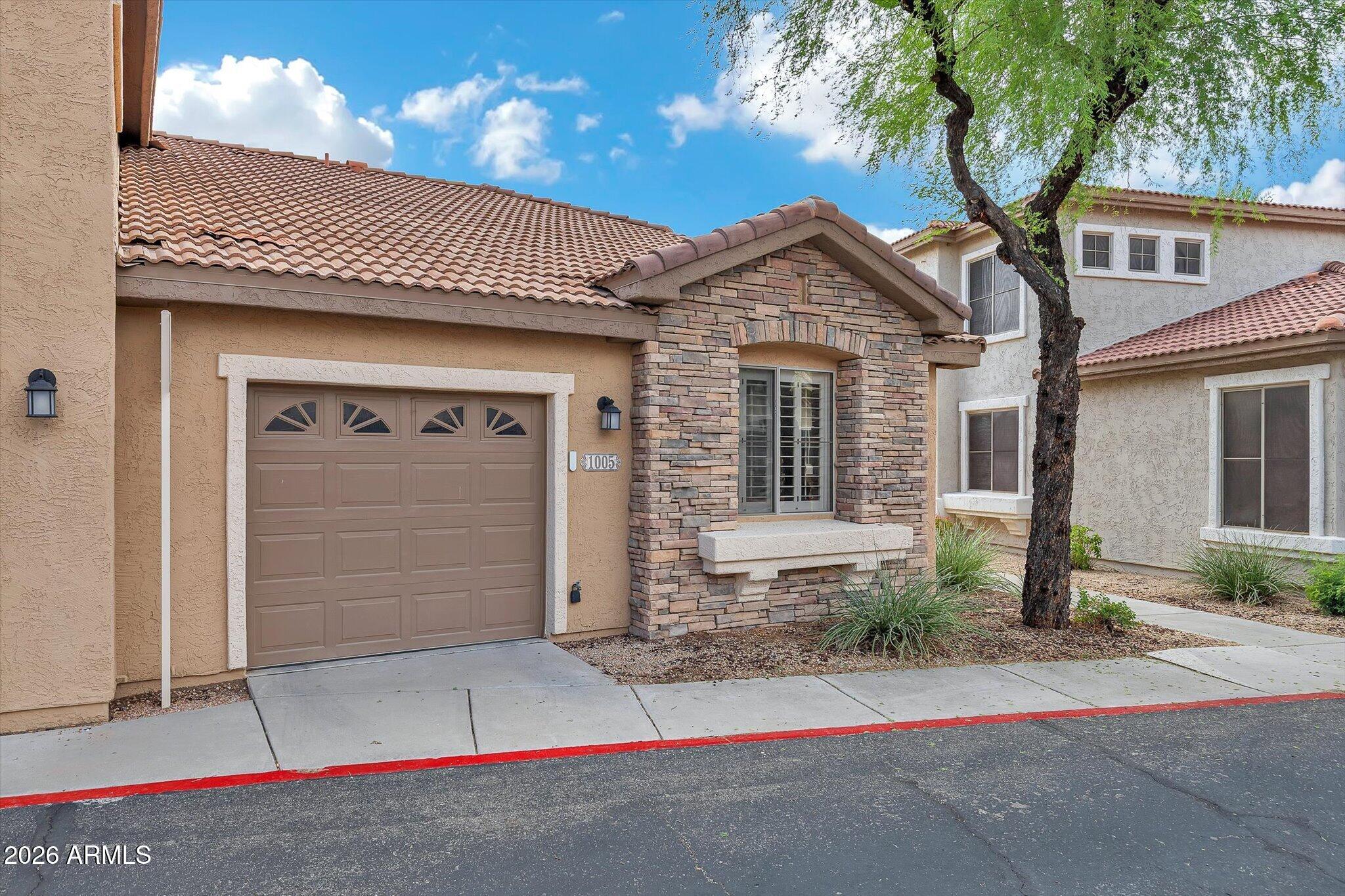 1024 E Frye Road 1005 — photo