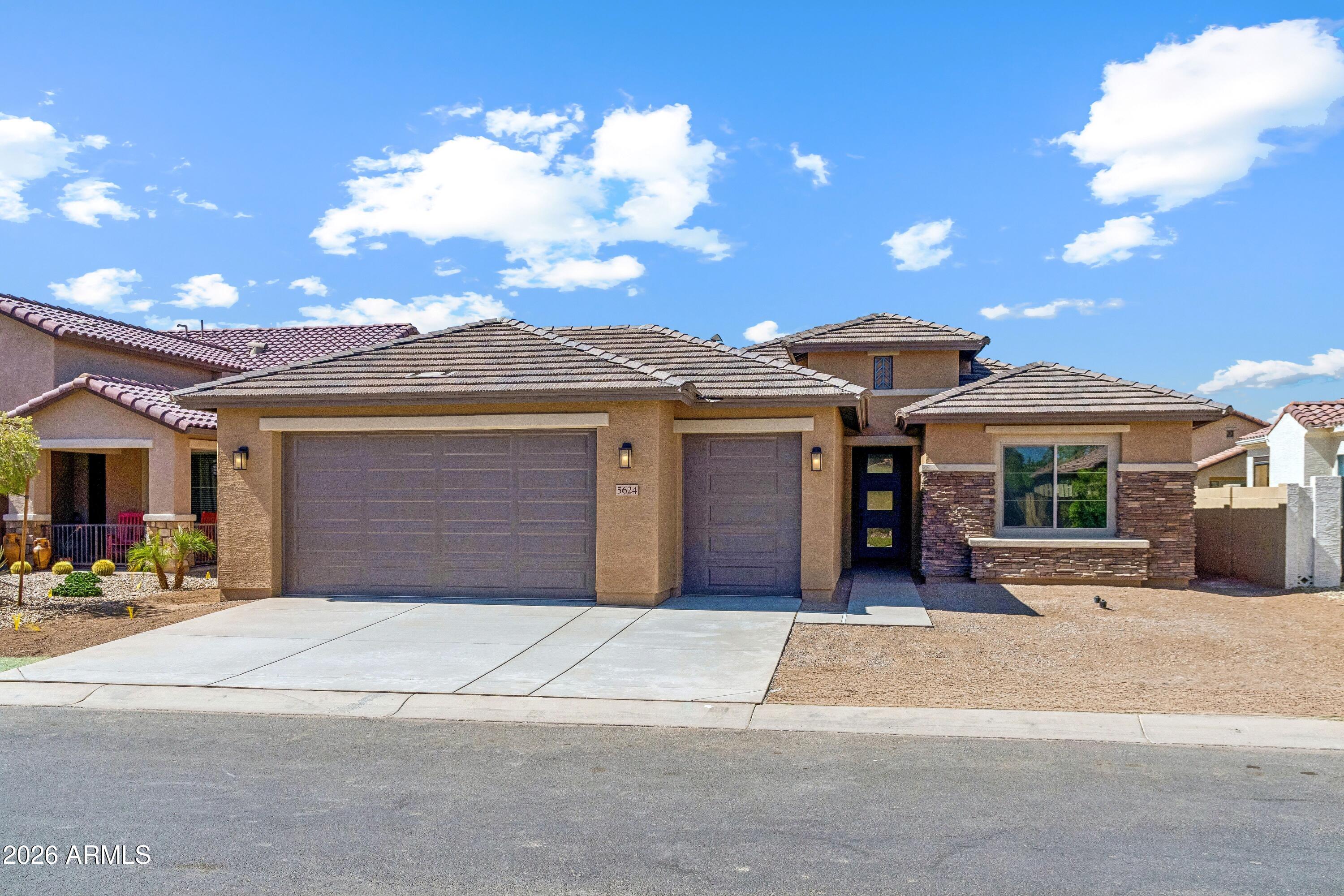 5624 W Posse Drive — photo