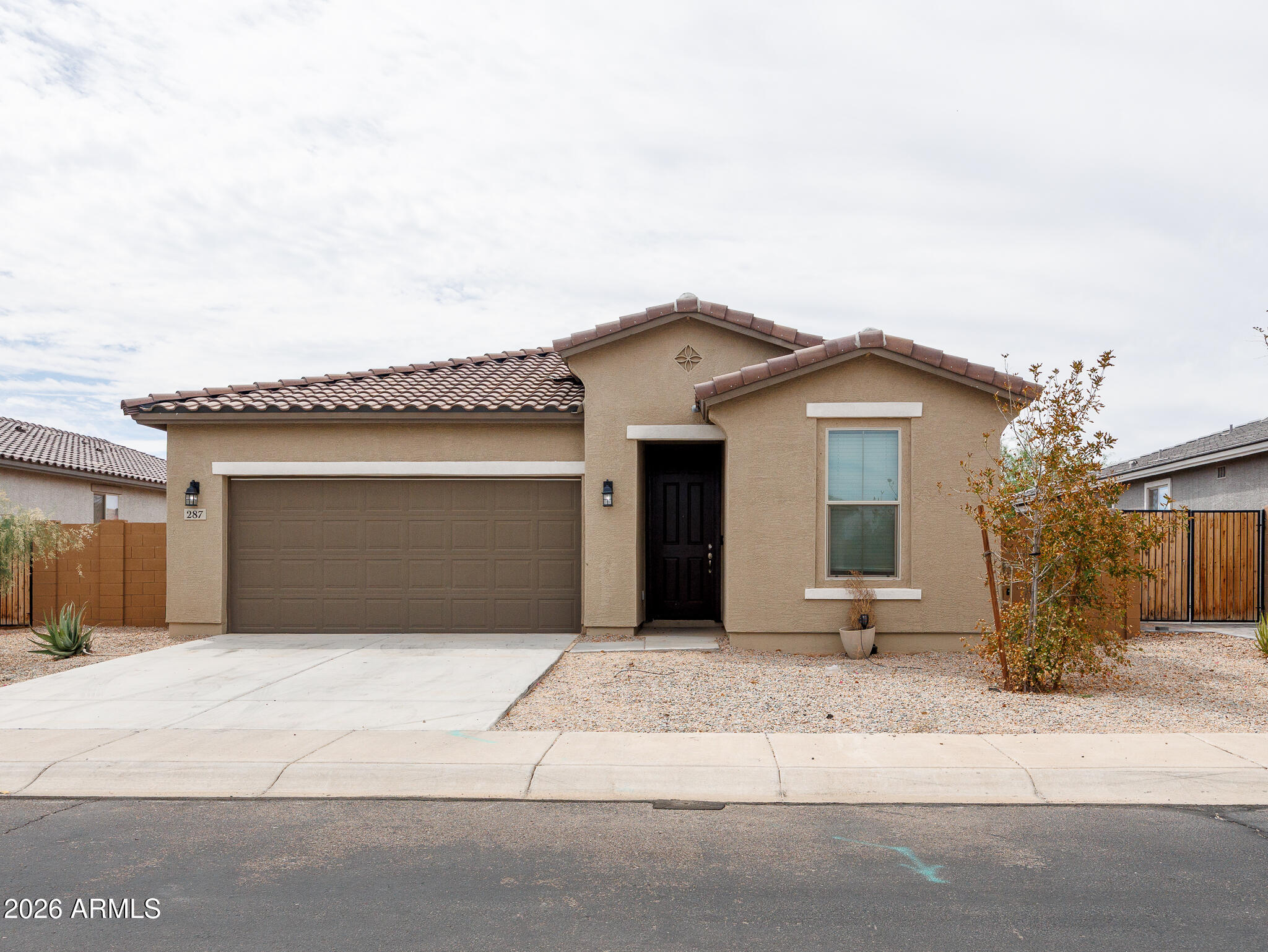 287 E Tahiti Drive — photo