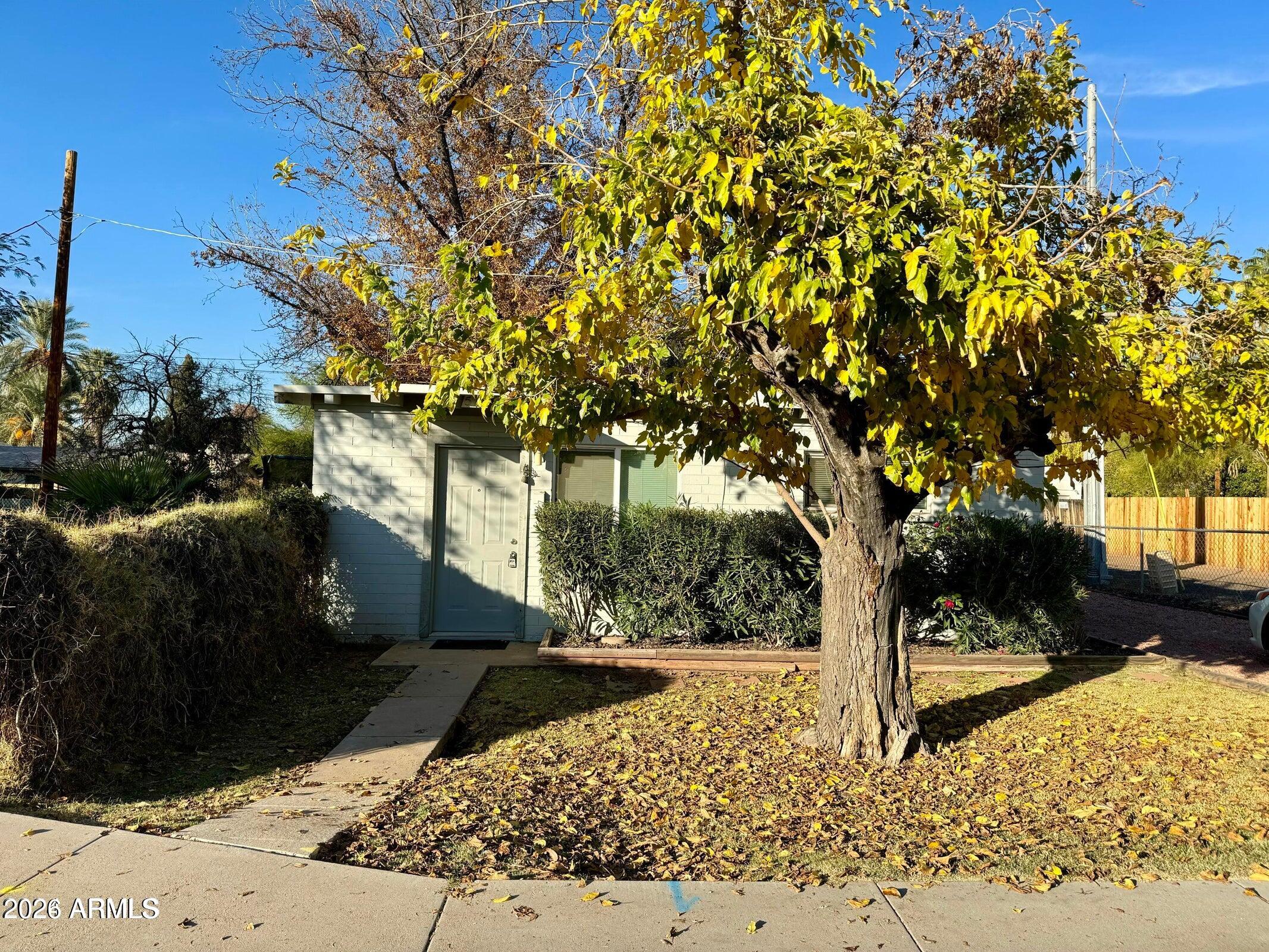 514 W 13th Street — photo