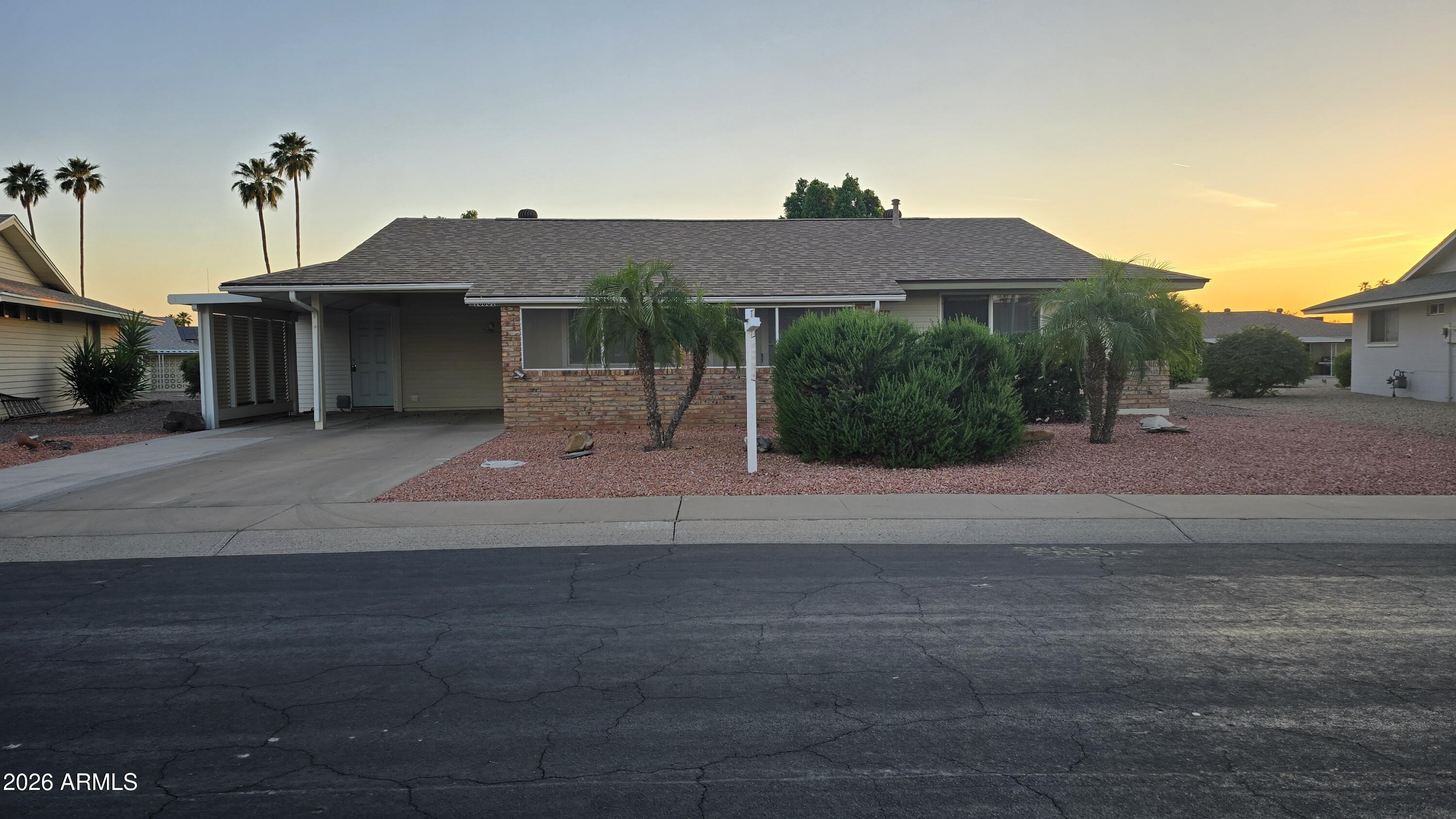 10601 W Bolivar Drive — photo