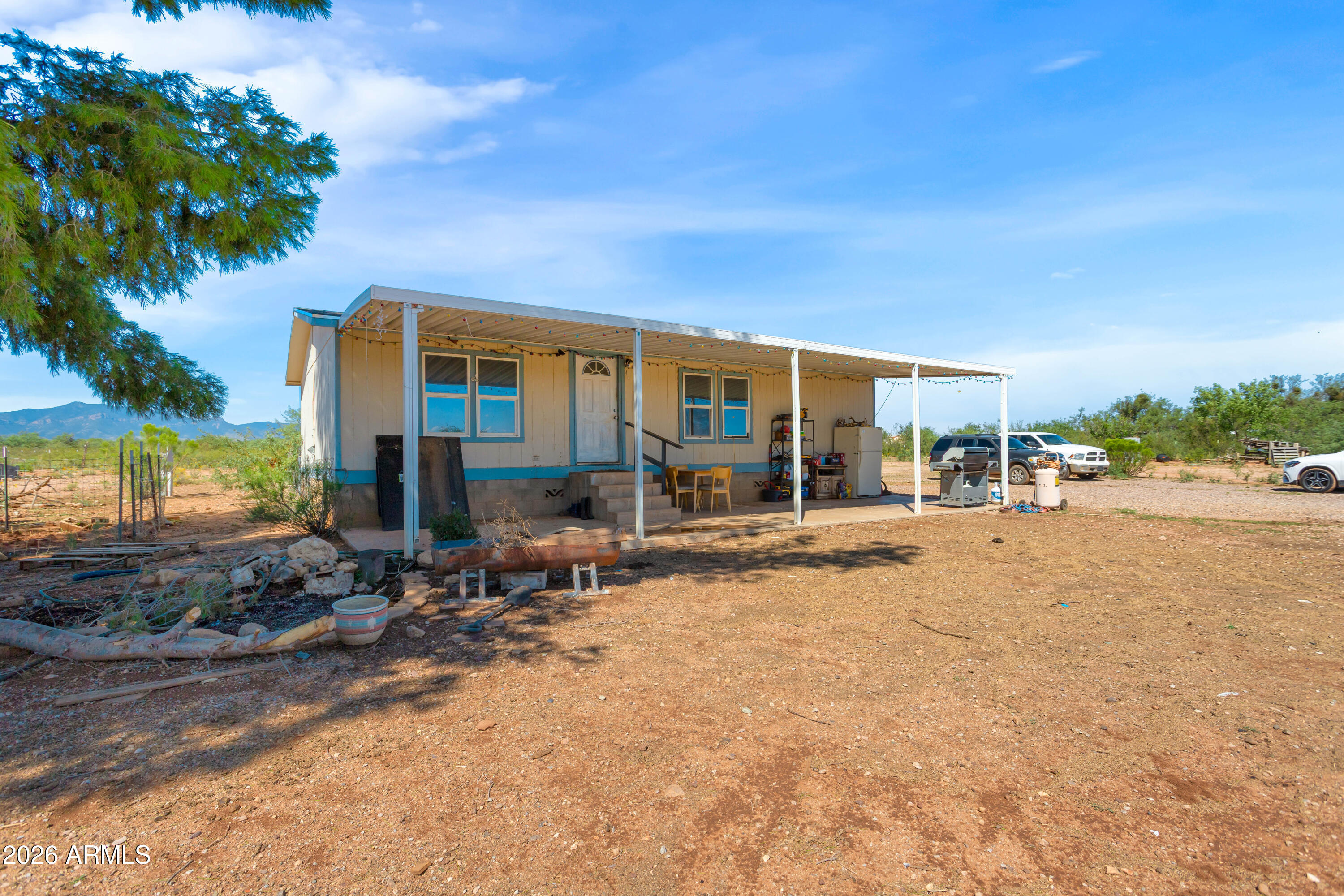 1950 S Homestead Road — photo