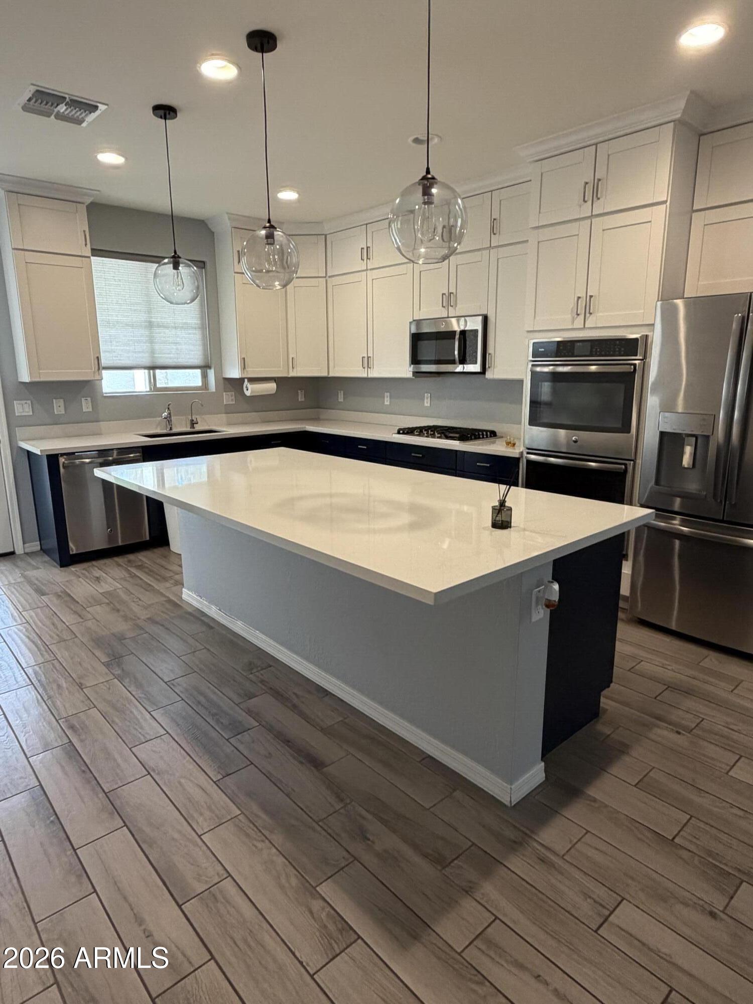 1563 W Marlin Drive — photo